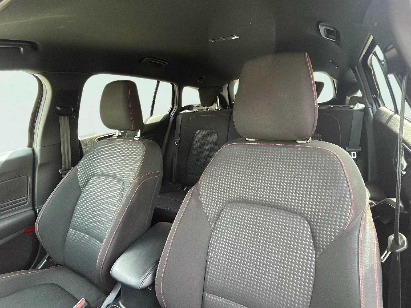 Ford Focus 1.0 EcoBoost MHEV ST-Line X SB - foto 29