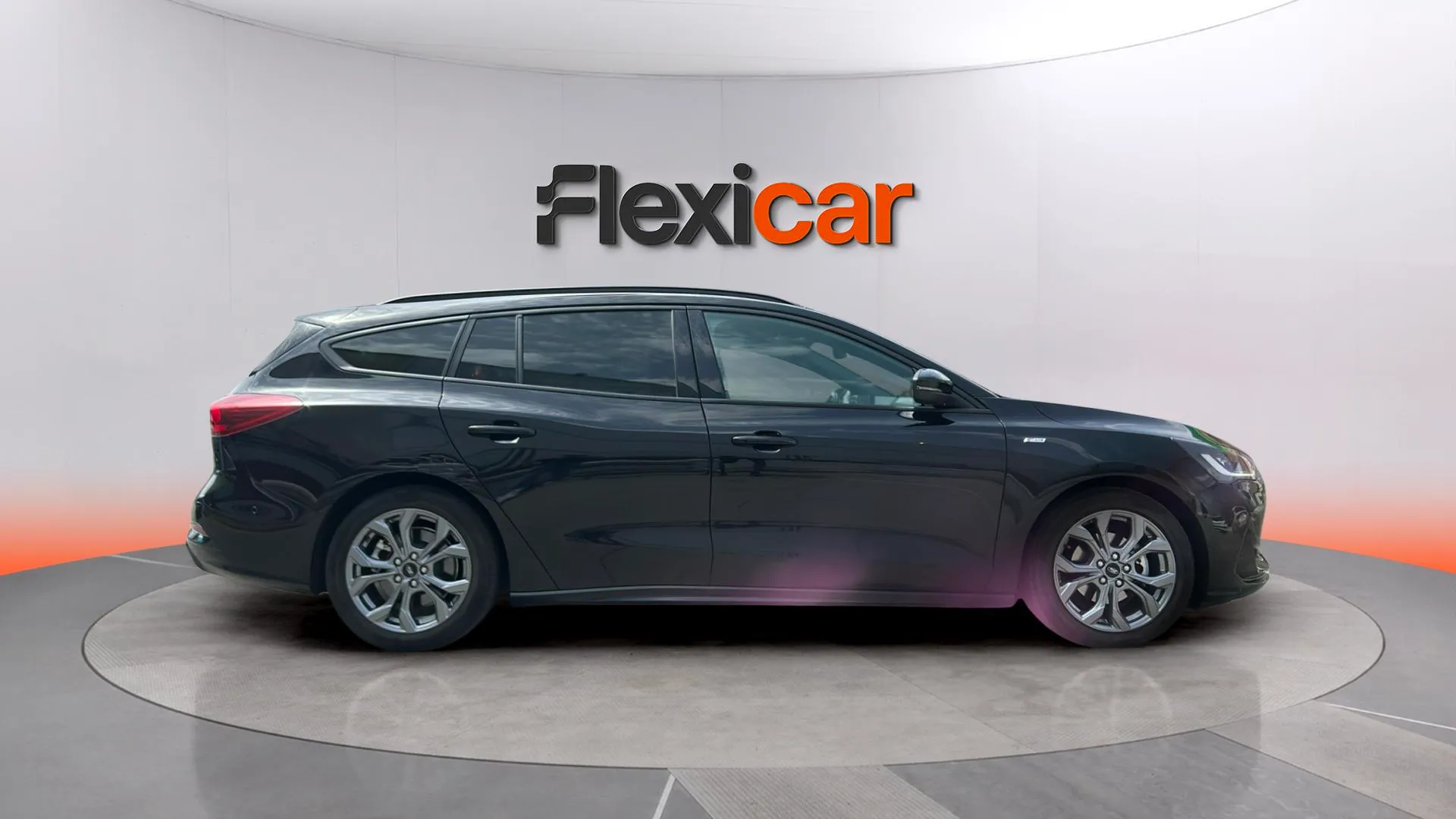 Ford Focus 1.0 EcoBoost MHEV ST-Line X SB - foto 8