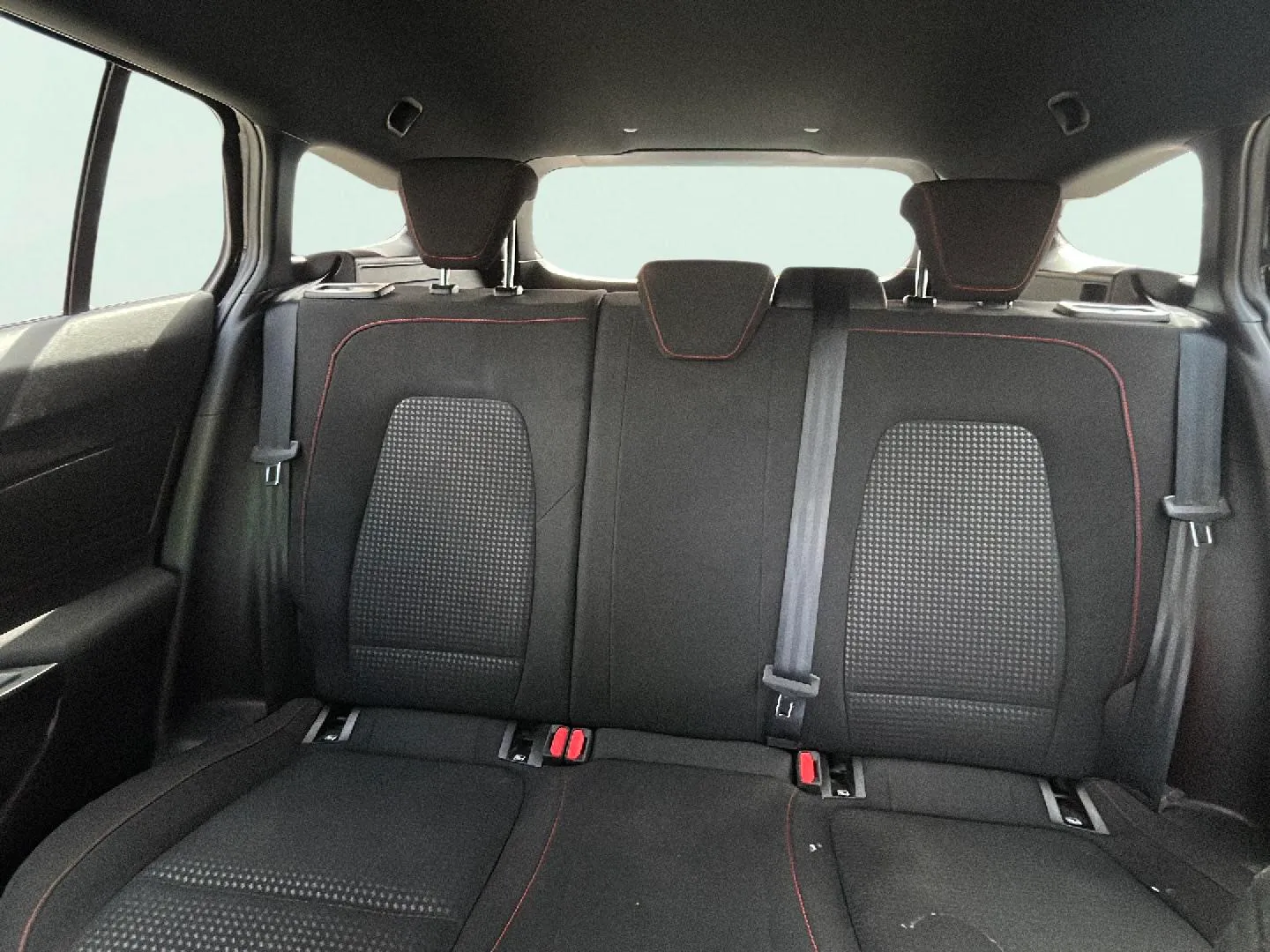 Ford Focus 1.0 EcoBoost MHEV ST-Line X SB - foto 13