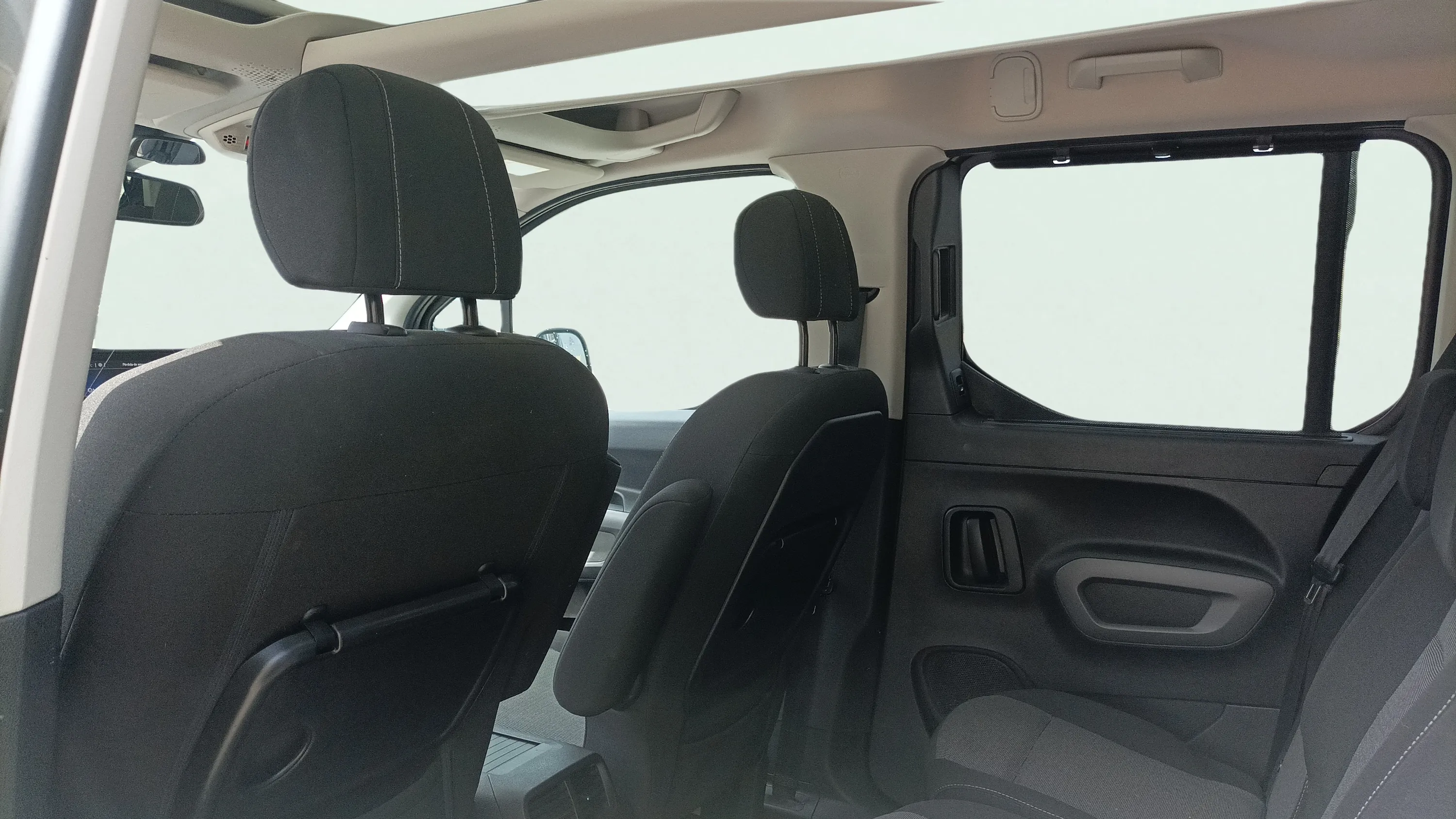 Toyota Proace City 1.2 Family Active L1 - foto 21