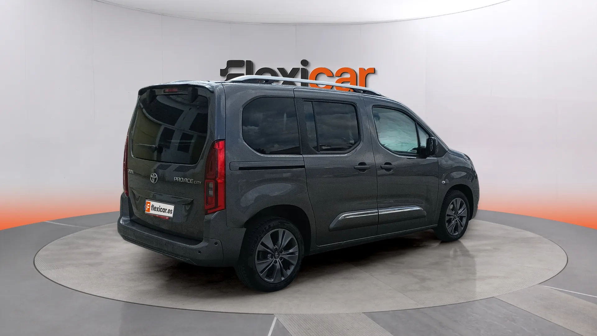 Toyota Proace City 1.2 Family Active L1 - foto 6
