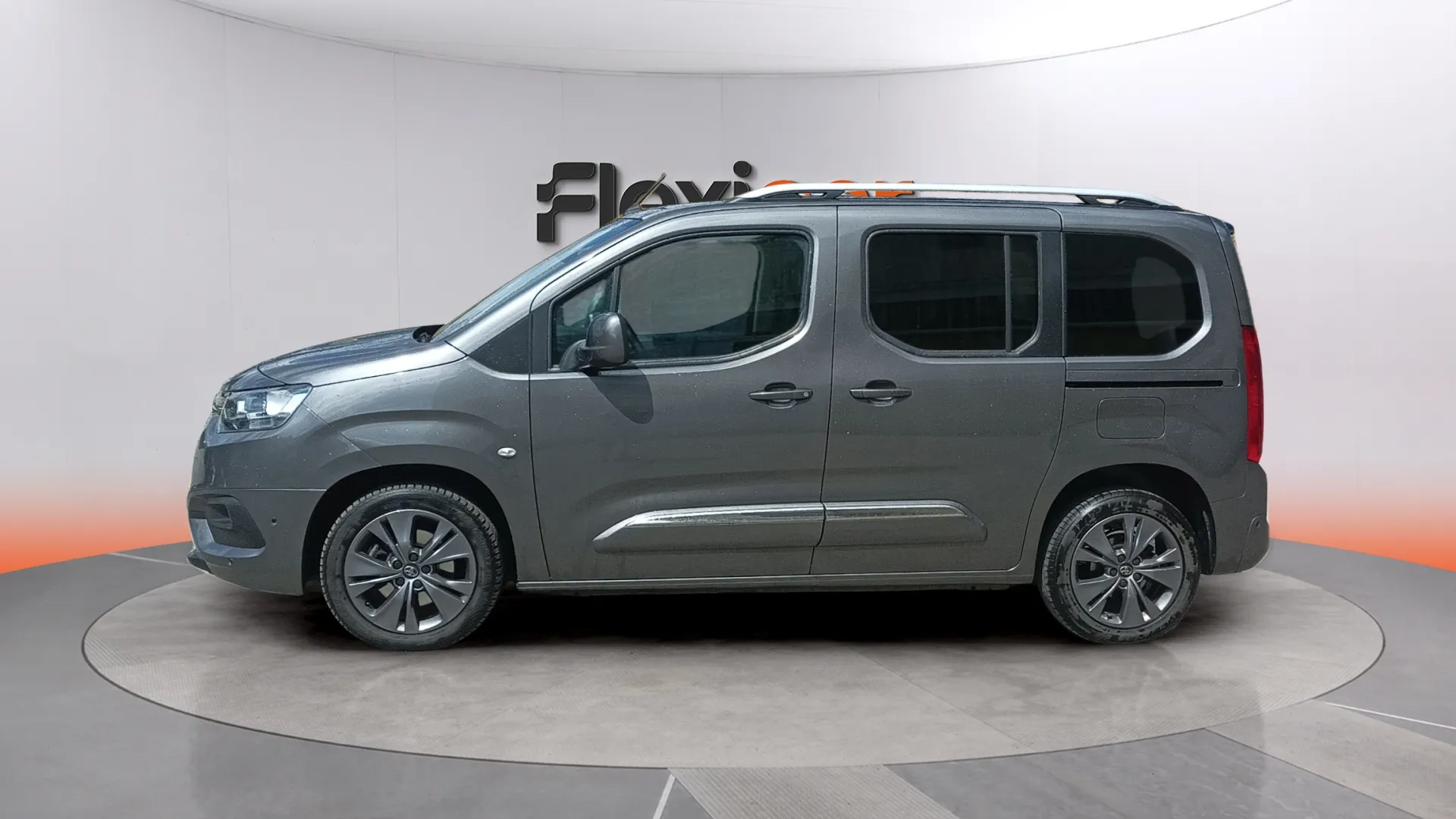 Toyota Proace City 1.2 Family Active L1 - foto 4