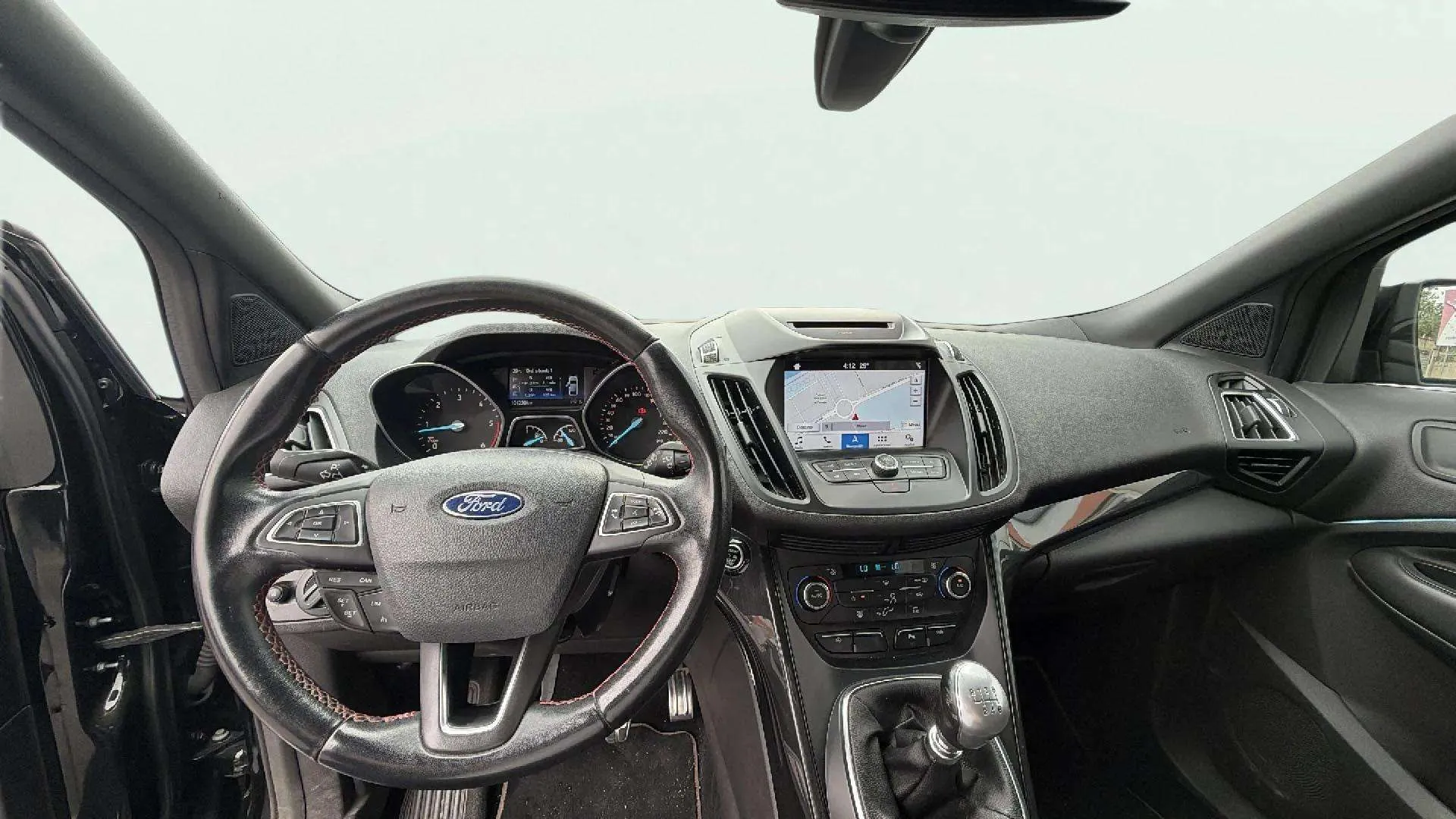 Ford Kuga 2.0 TDCi 4x2 ST-Line - foto 20