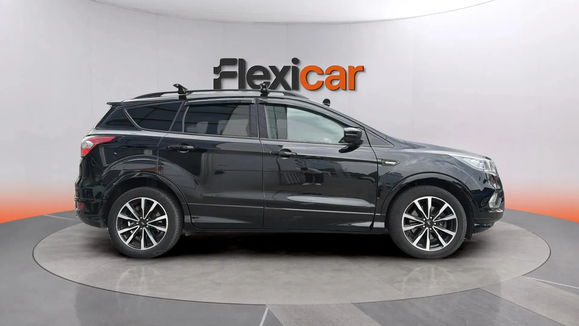 Ford Kuga 2.0 TDCi 4x2 ST-Line - foto 7