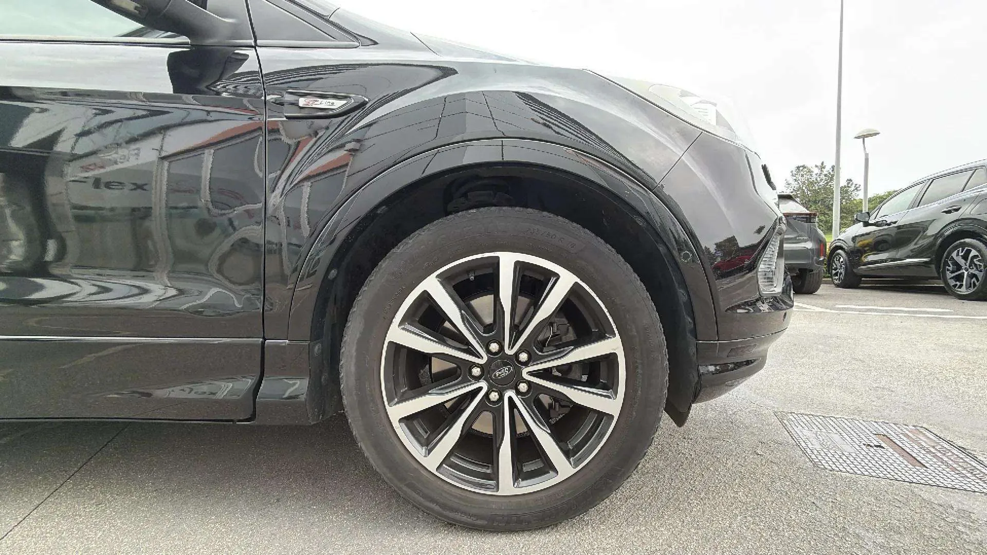 Ford Kuga 2.0 TDCi 4x2 ST-Line - foto 29