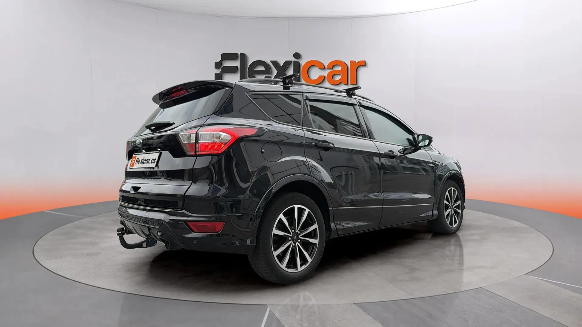 Ford Kuga 2.0 TDCi 4x2 ST-Line - foto 6
