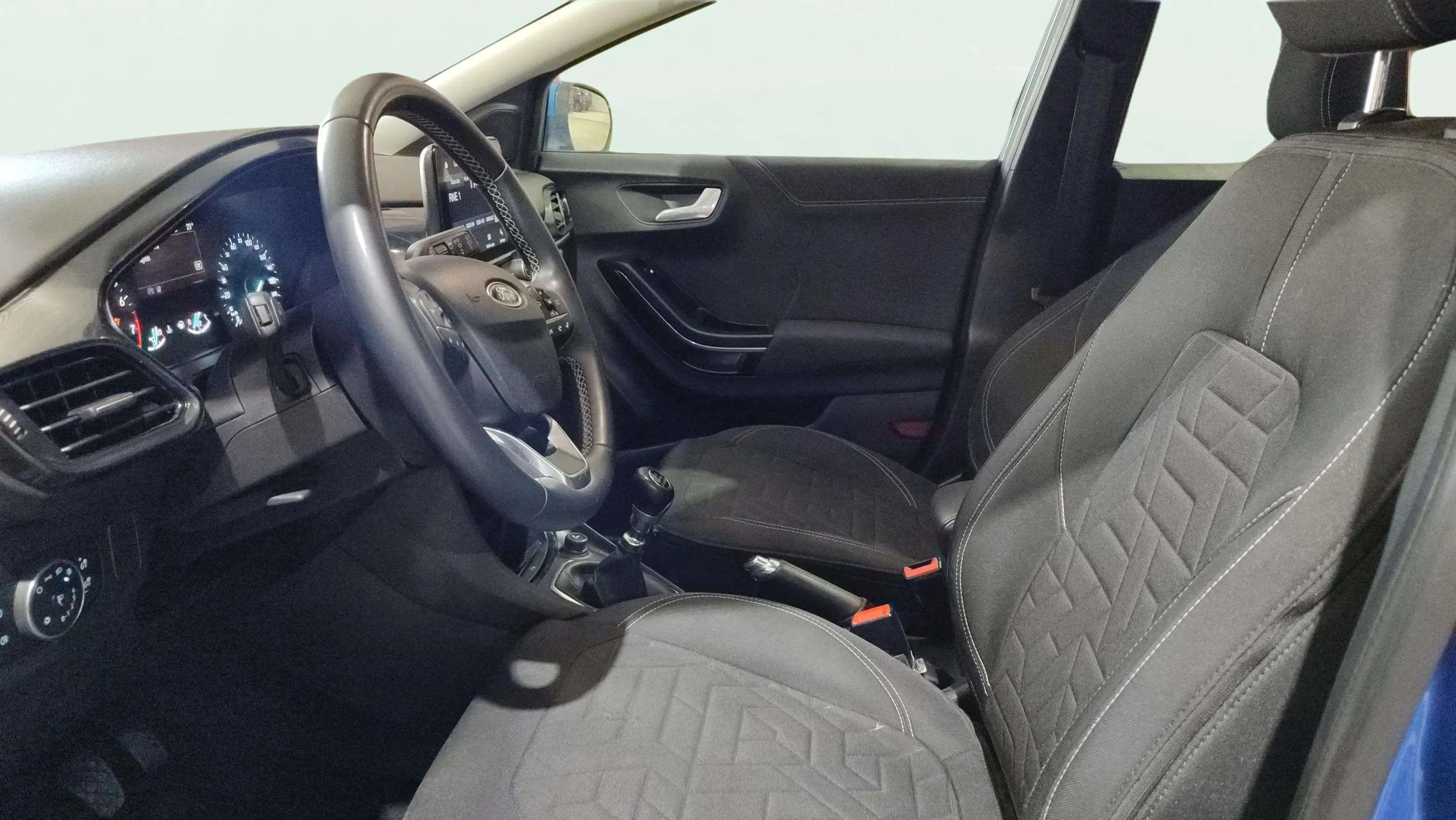 Ford Puma 1.0 EcoBoost Titanium Design MHEV - foto 6