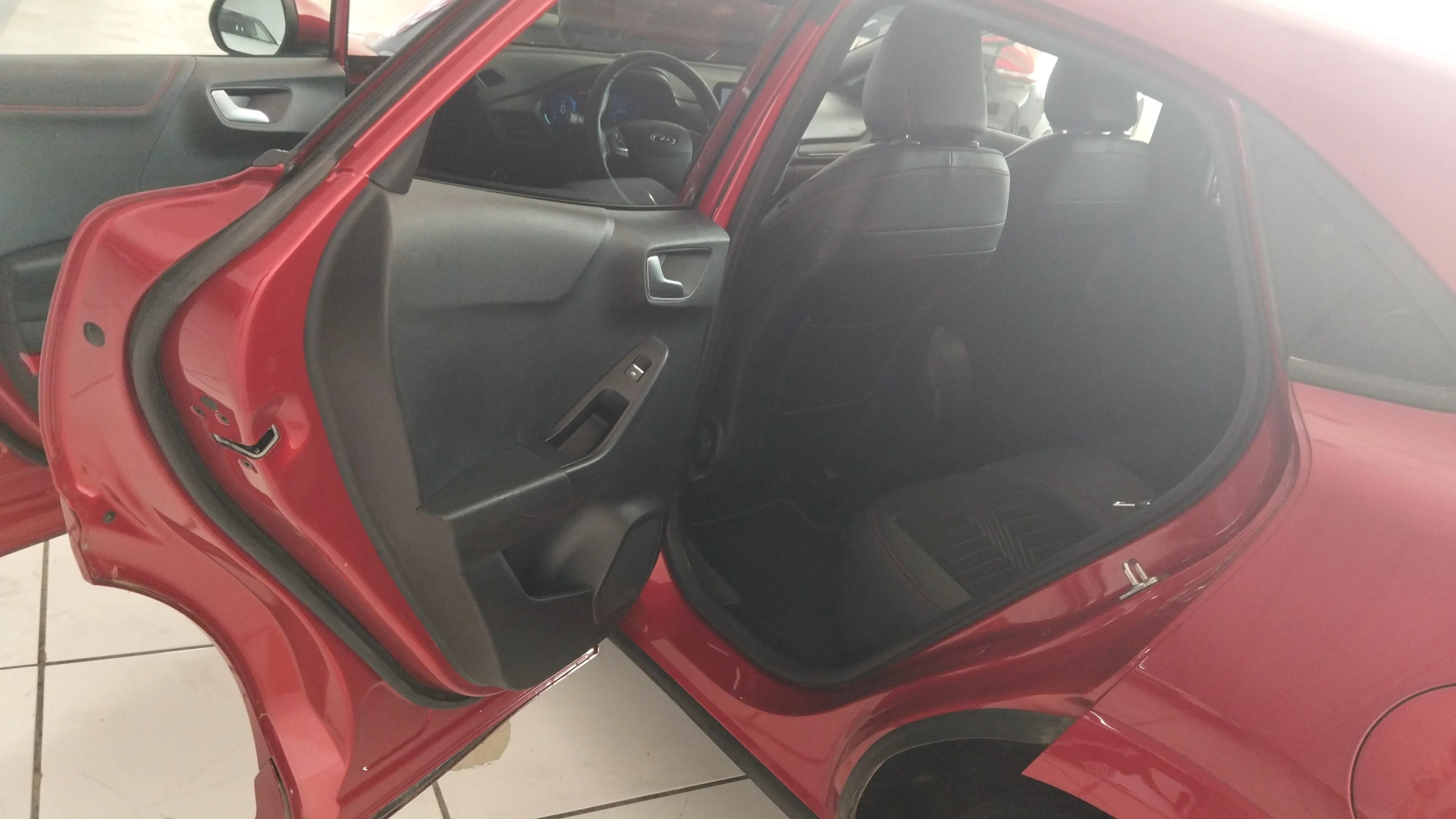Ford Puma 1.0 EcoBoost ST-Line X MHEV - foto 11