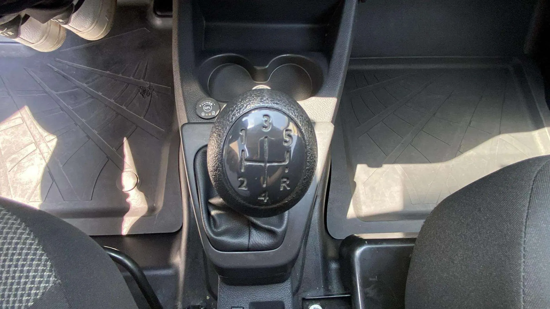 Dacia Dokker - foto 11