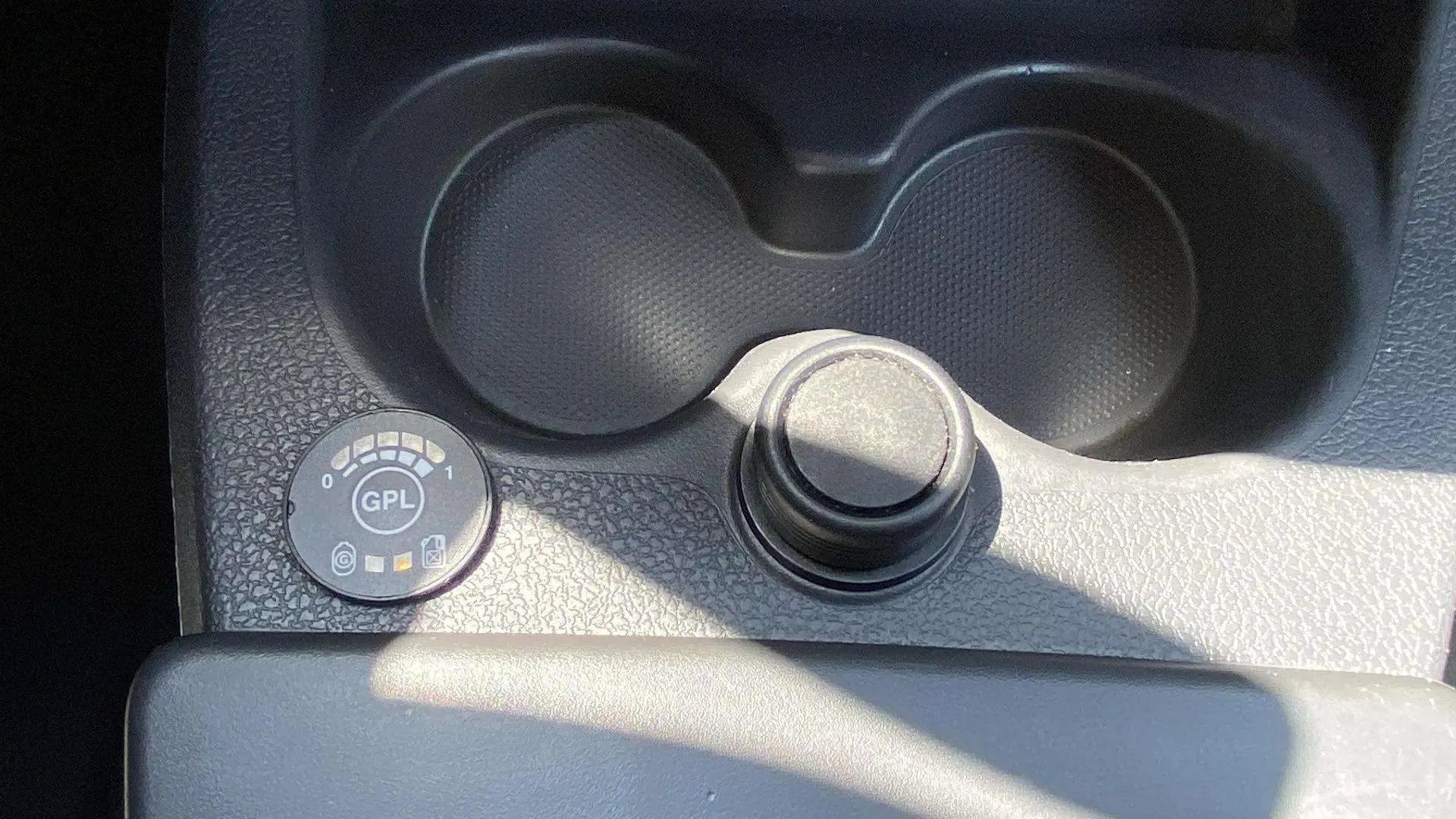 Dacia Dokker - foto 26