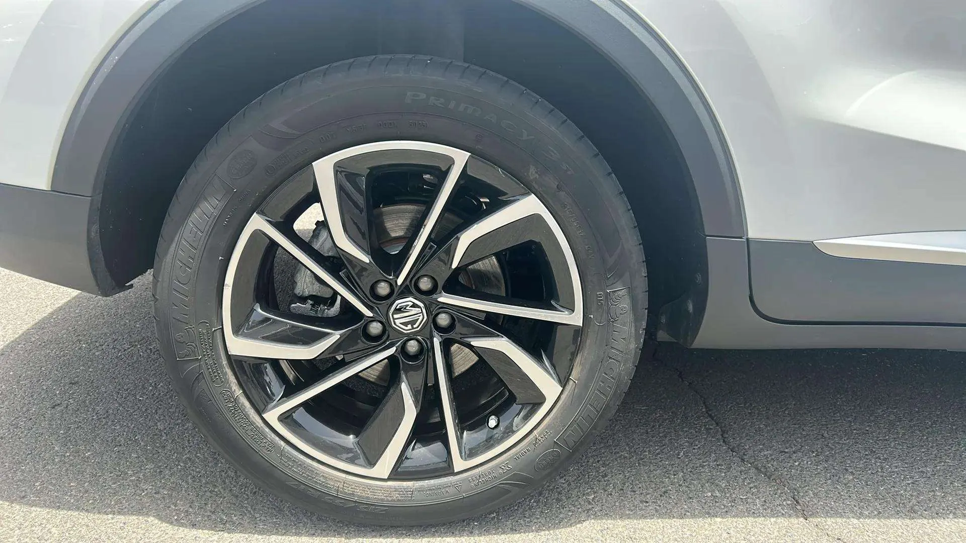 MG ZS 1.0T Comfort - foto 12