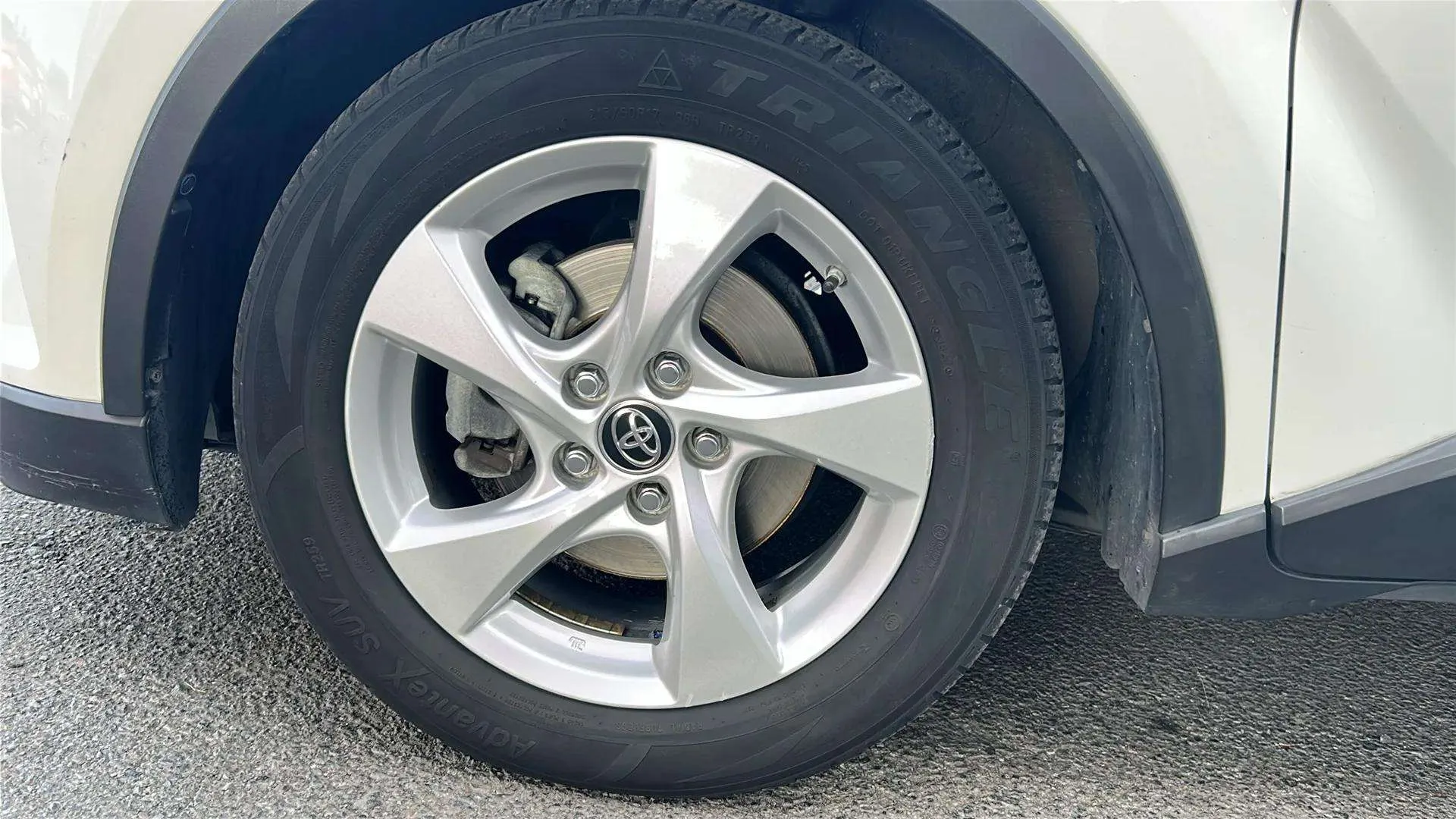 Toyota C-HR 1.8 125H Advance - foto 14