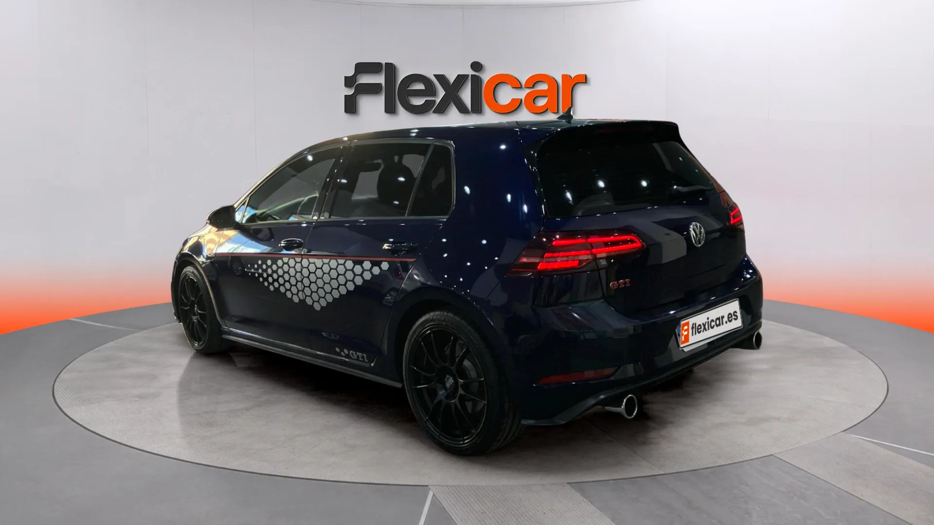 Volkswagen Golf GTI 2.0 TSI - foto 5