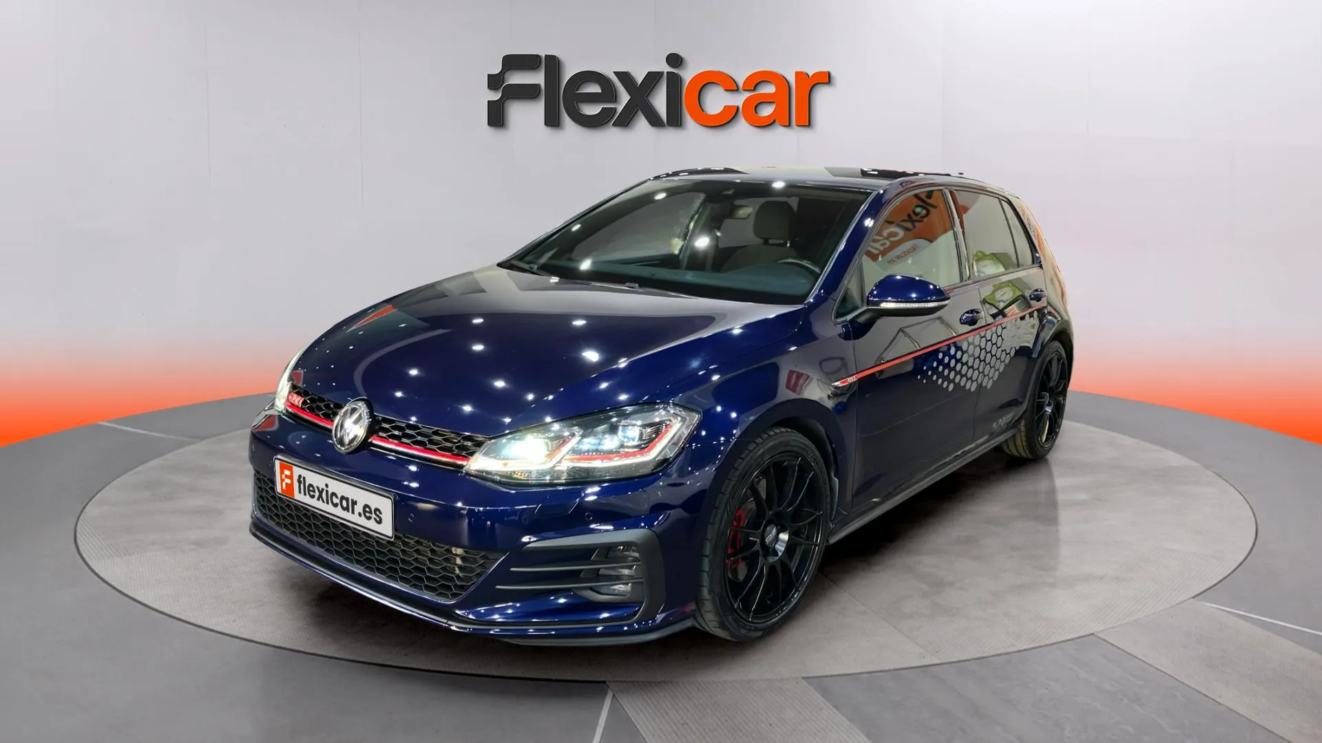 Volkswagen Golf GTI 2.0 TSI - foto 3