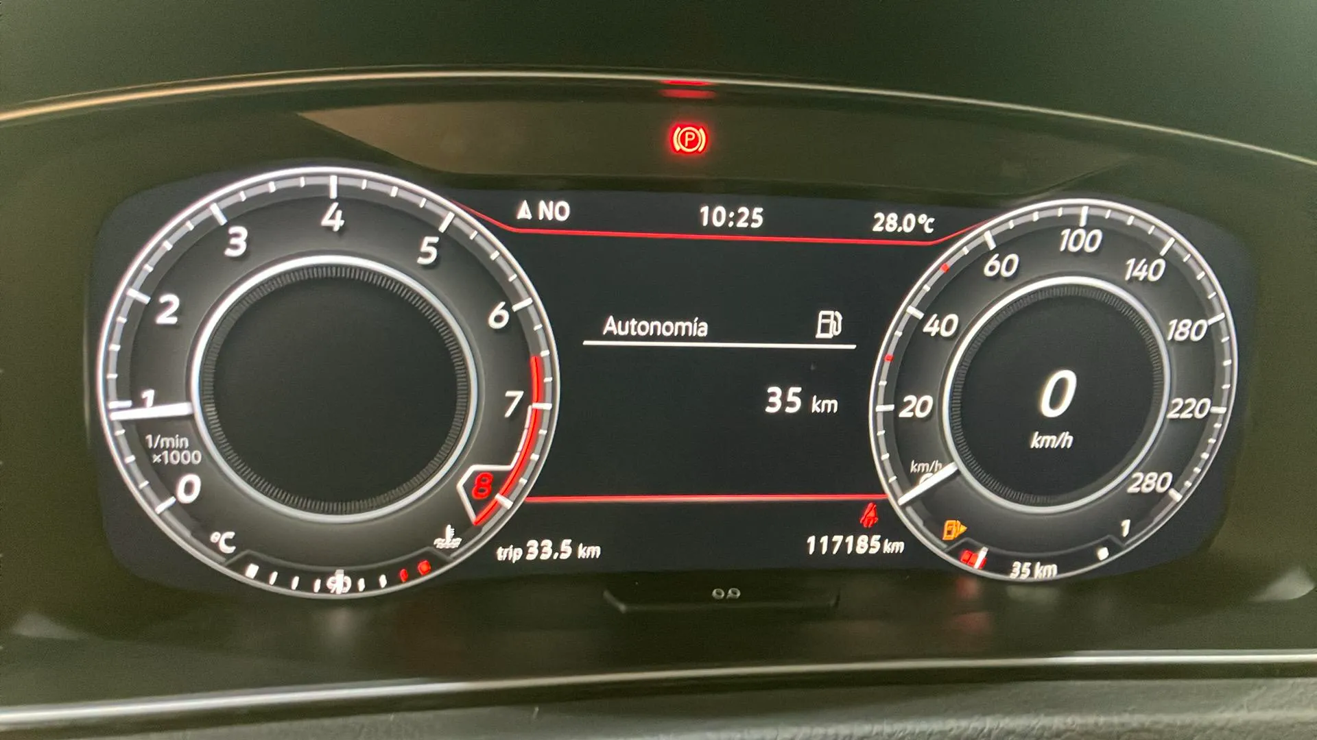 Volkswagen Golf GTI 2.0 TSI - foto 12