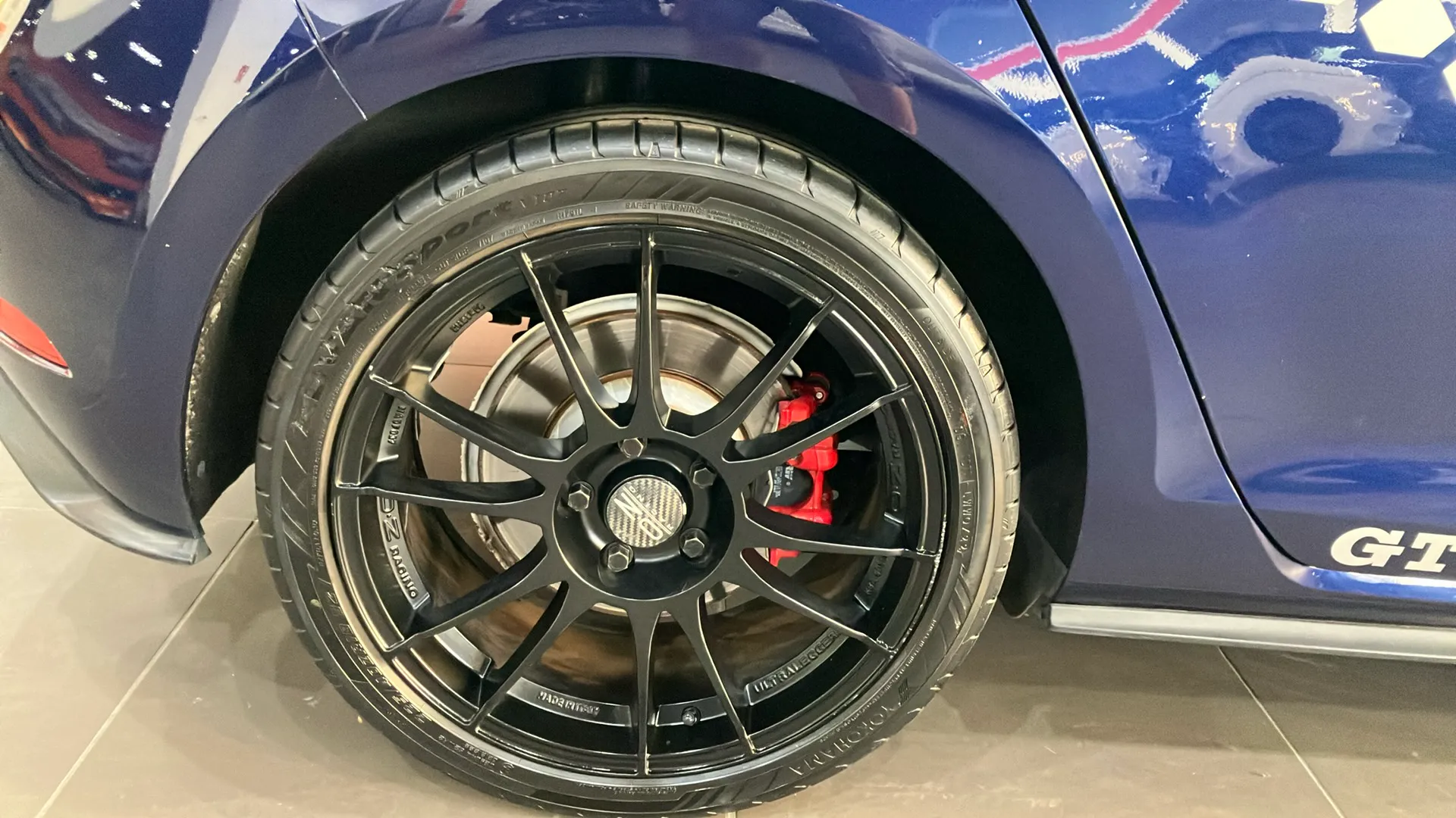 Volkswagen Golf GTI 2.0 TSI - foto 18