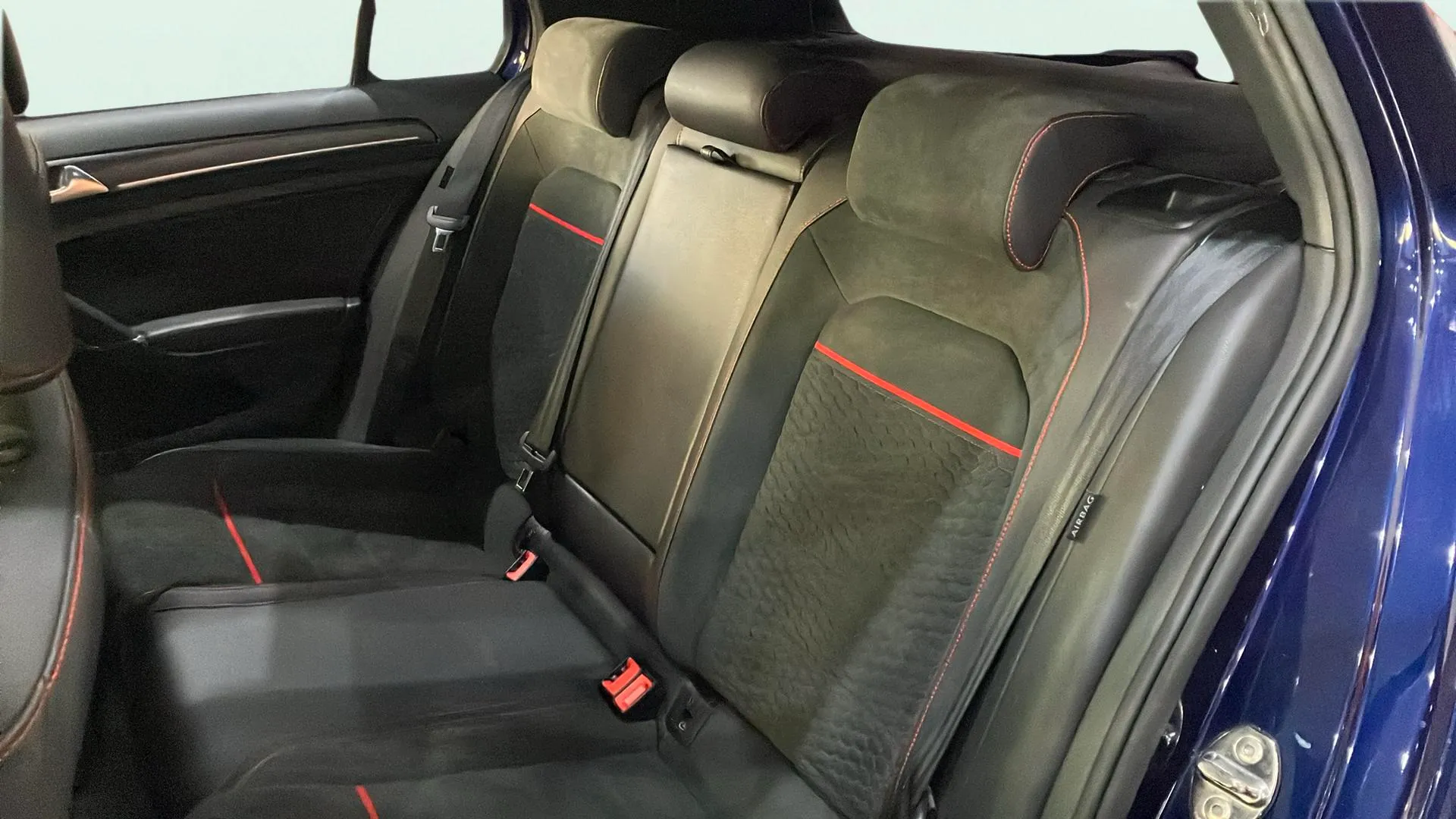 Volkswagen Golf GTI 2.0 TSI - foto 15