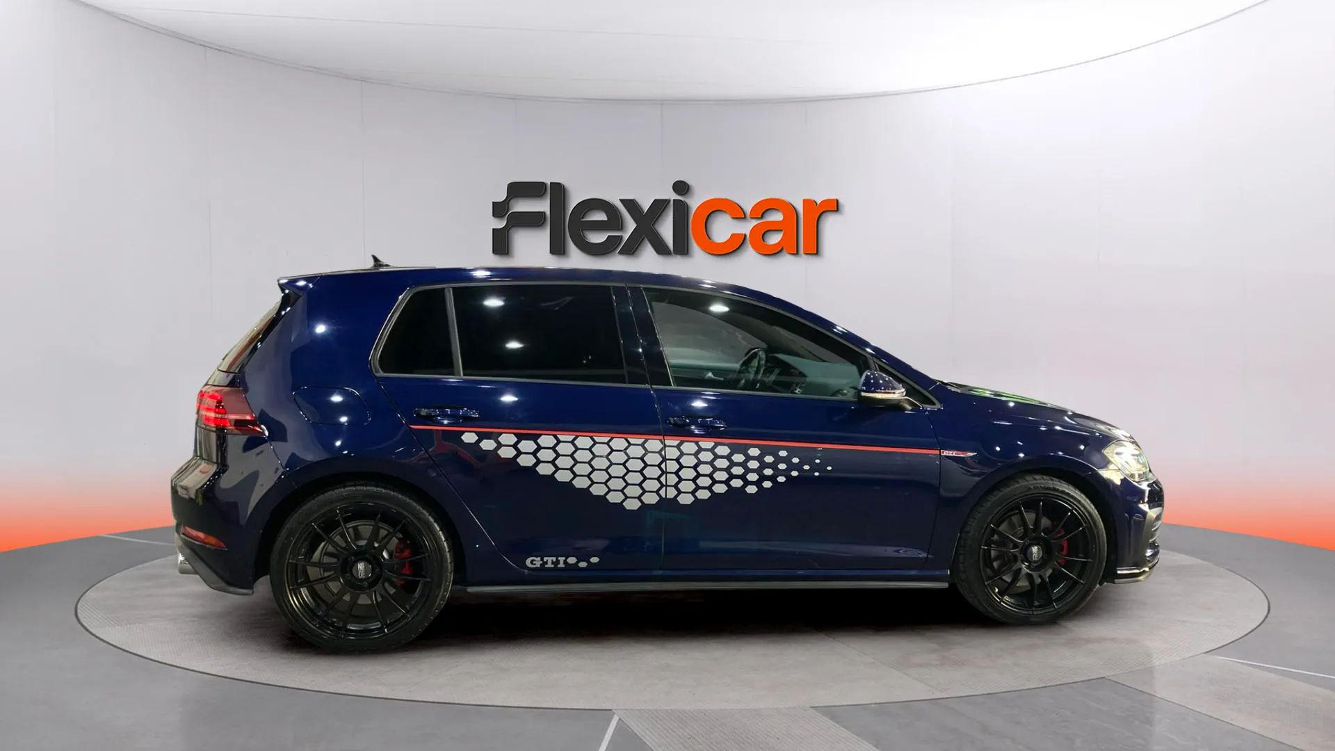 Volkswagen Golf GTI 2.0 TSI - foto 8