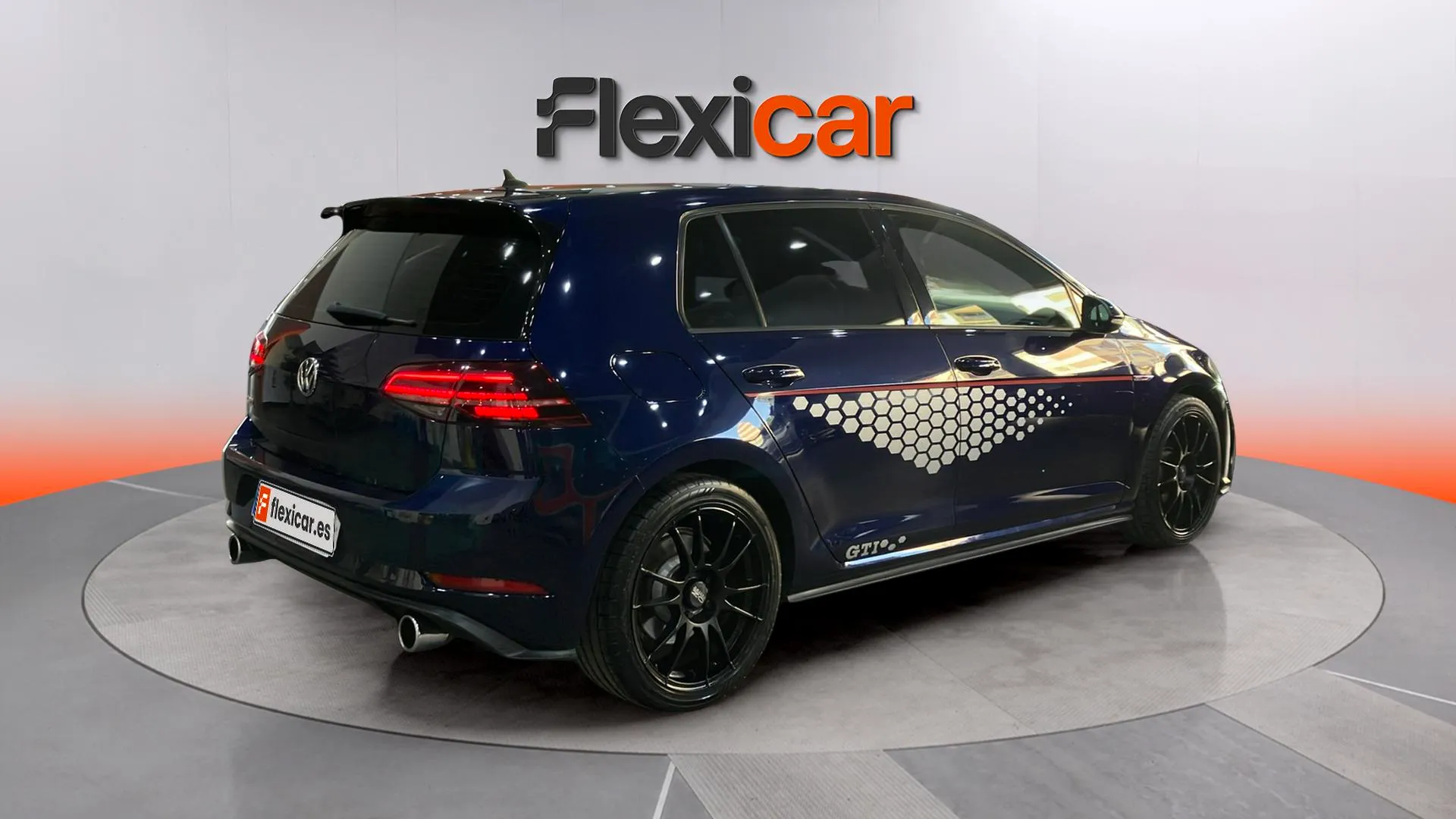 Volkswagen Golf GTI 2.0 TSI - foto 7
