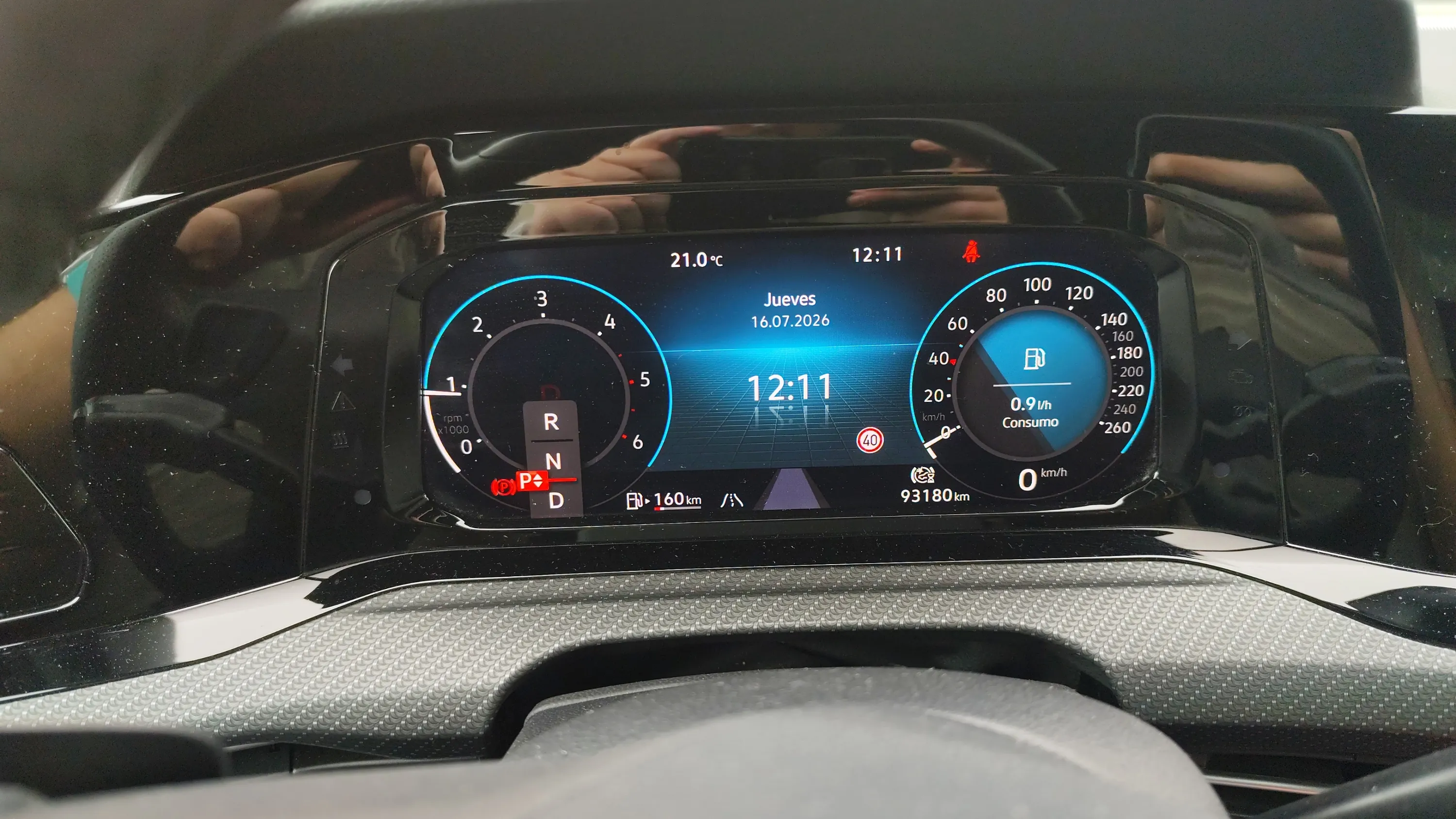Volkswagen Golf R-Line 2.0 TDI DSG - foto 12