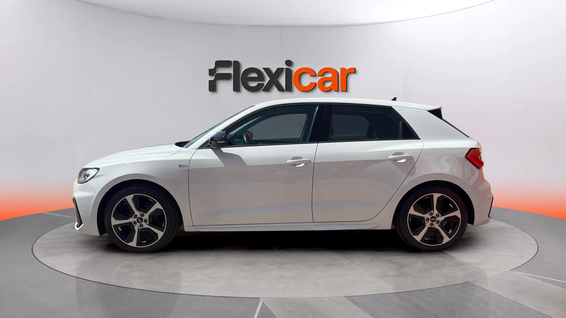 Audi A1 Sportback 25 TFSI - foto 4