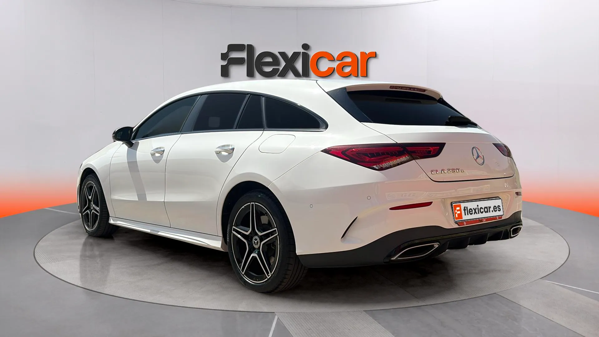 Mercedes-Benz CLA 250 e Shooting Brake - foto 5