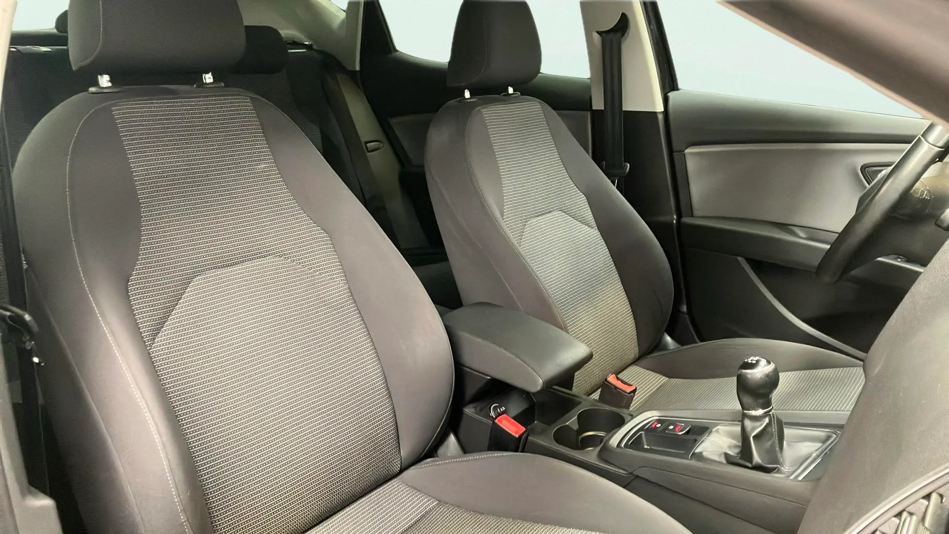 SEAT León 1.6 TDI Reference Plus - foto 15