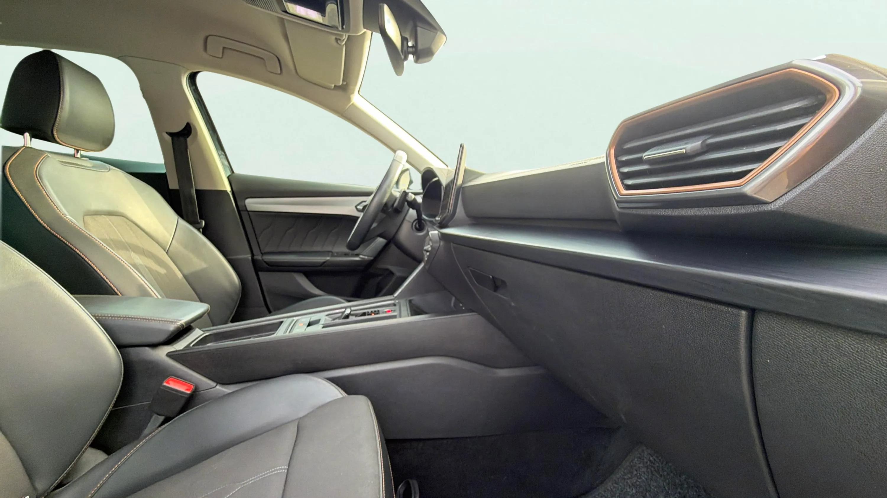 Cupra Formentor 1.5 TSI DSG - foto 13