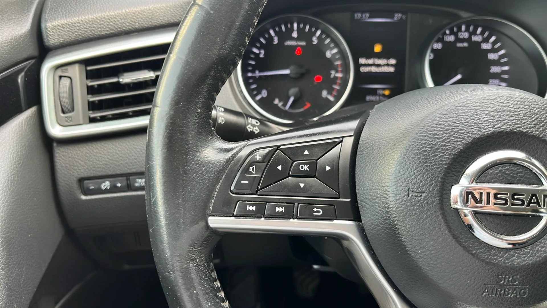 Nissan Qashqai DIG-T E6D N-Connecta - foto 11