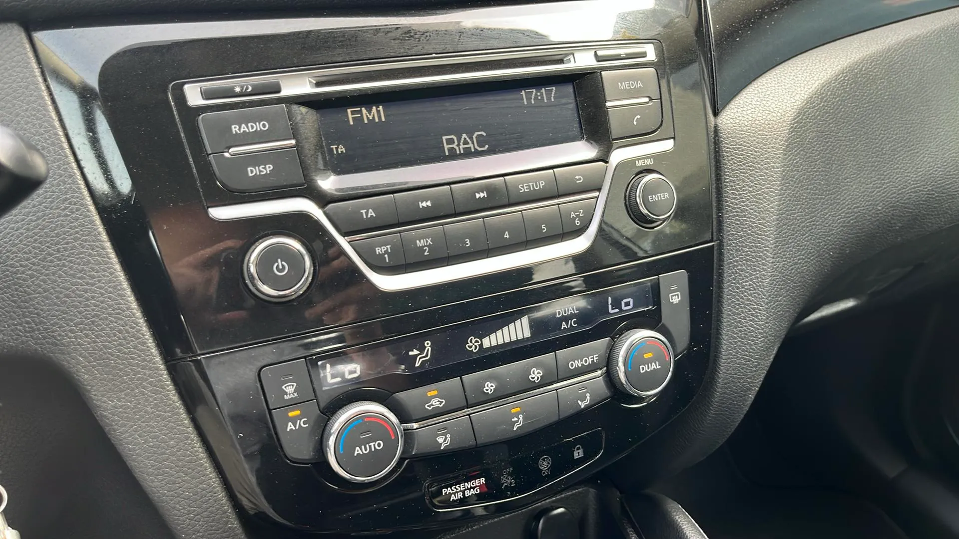 Nissan Qashqai DIG-T E6D N-Connecta - foto 16