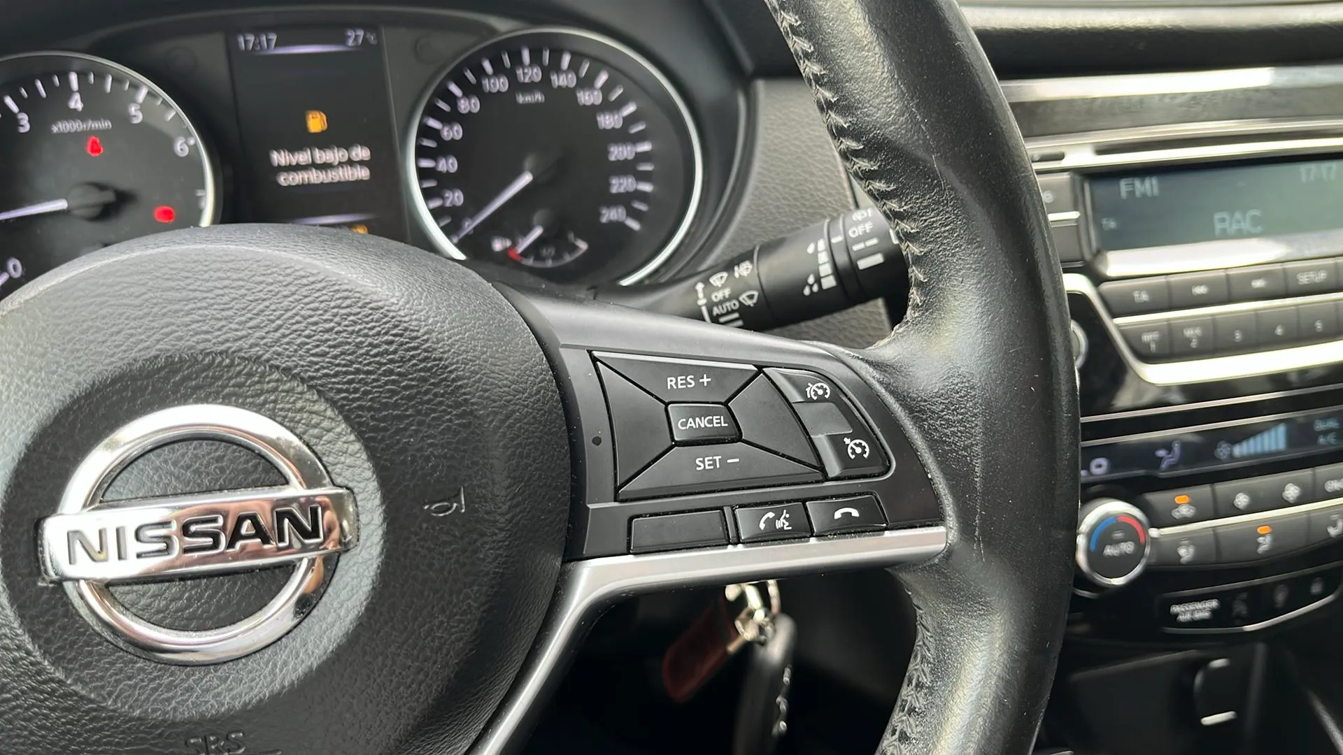 Nissan Qashqai DIG-T E6D N-Connecta - foto 12