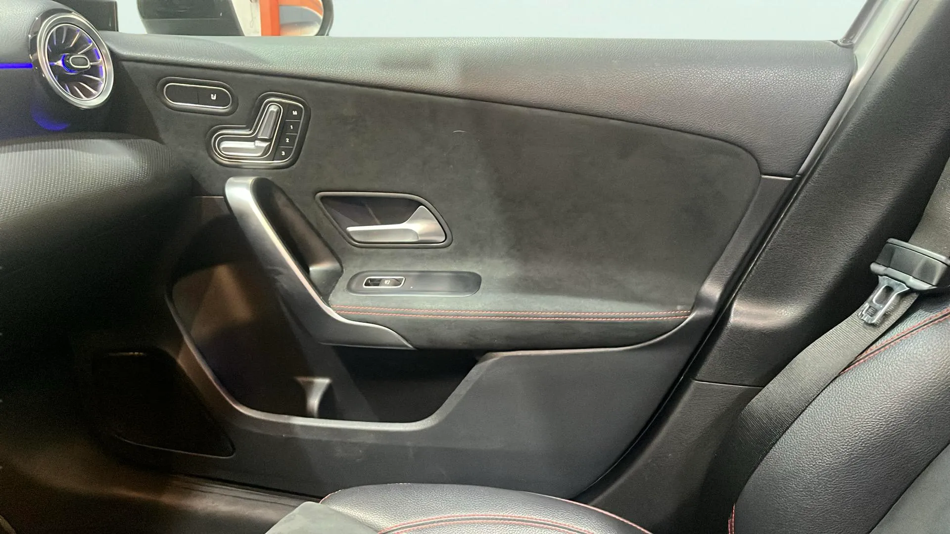 Mercedes-Benz Clase A A 250 e - foto 12