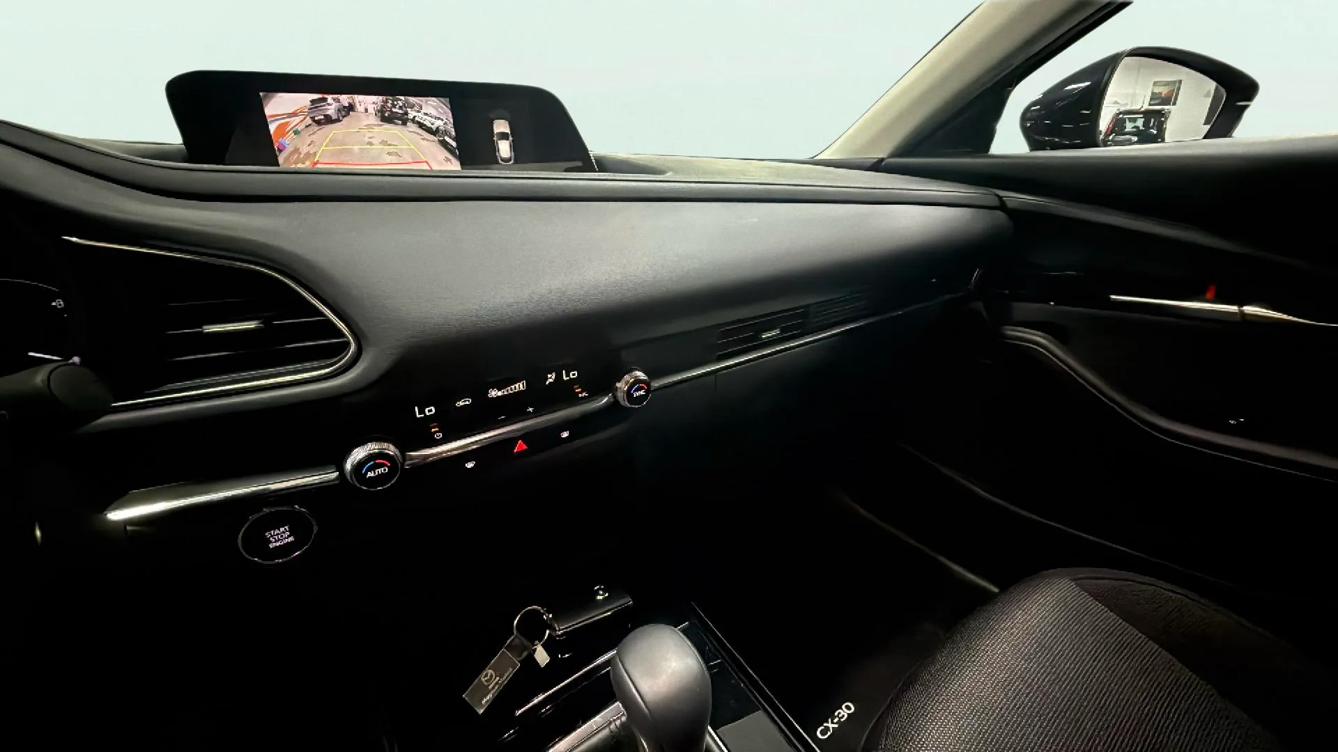 Mazda CX-30 e-SKYACTIV-X 2.0 Zenith - foto 14