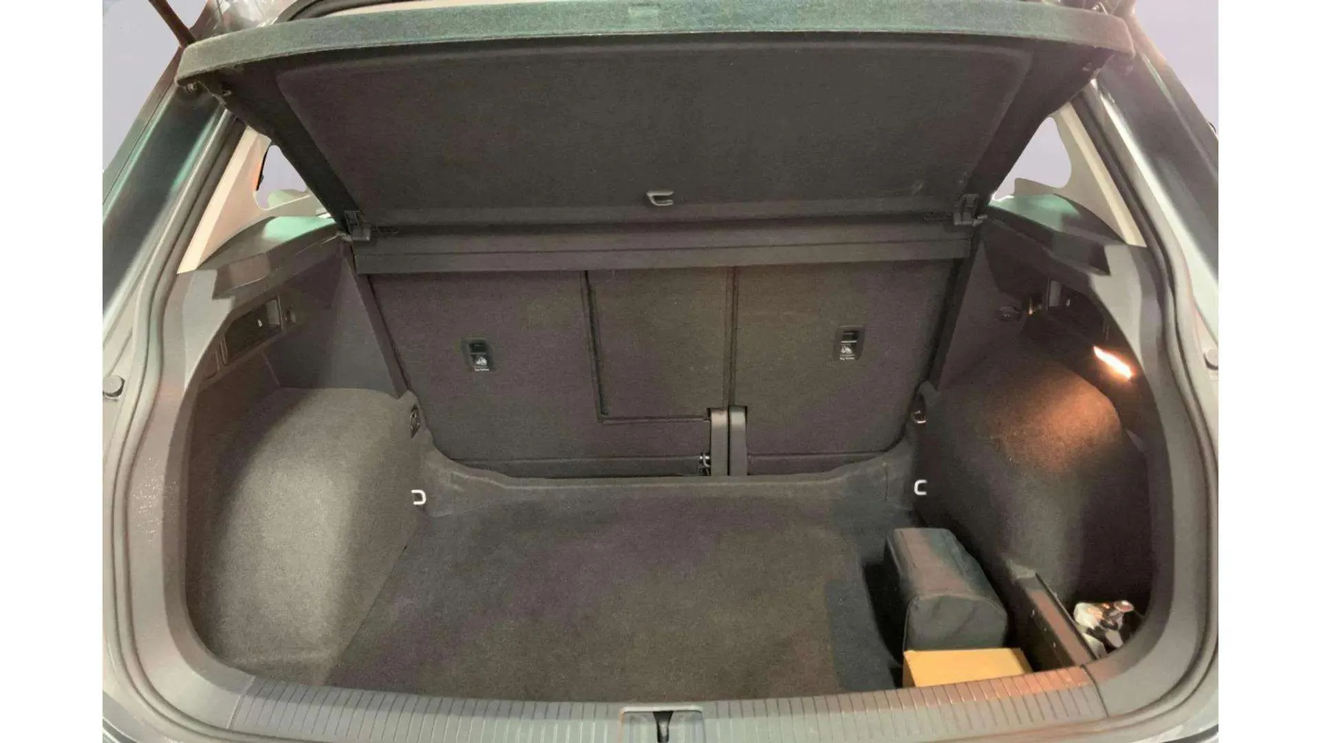 Volkswagen Tiguan Sport 2.0 TDI 4Motion DSG - foto 11