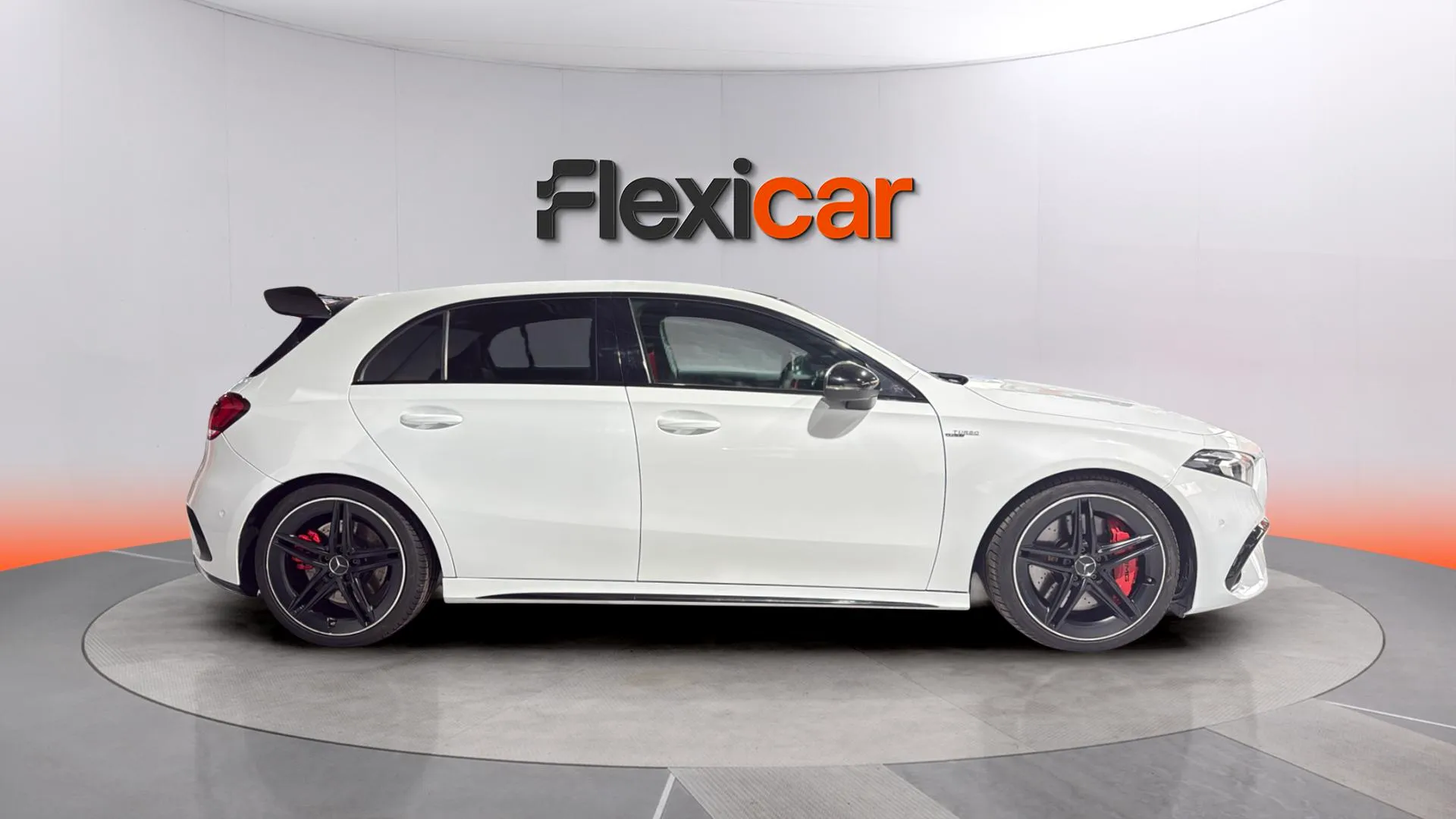 Mercedes-Benz Clase A Mercedes-AMG A 45 S 4MATIC+ - foto 2