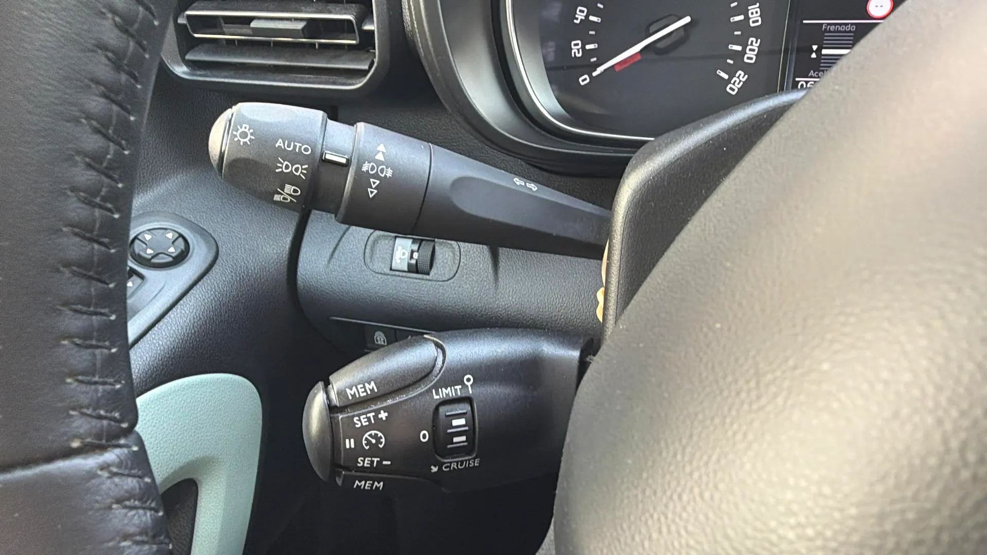 Citroën Berlingo Talla M BlueHDi 100 Feel - foto 24