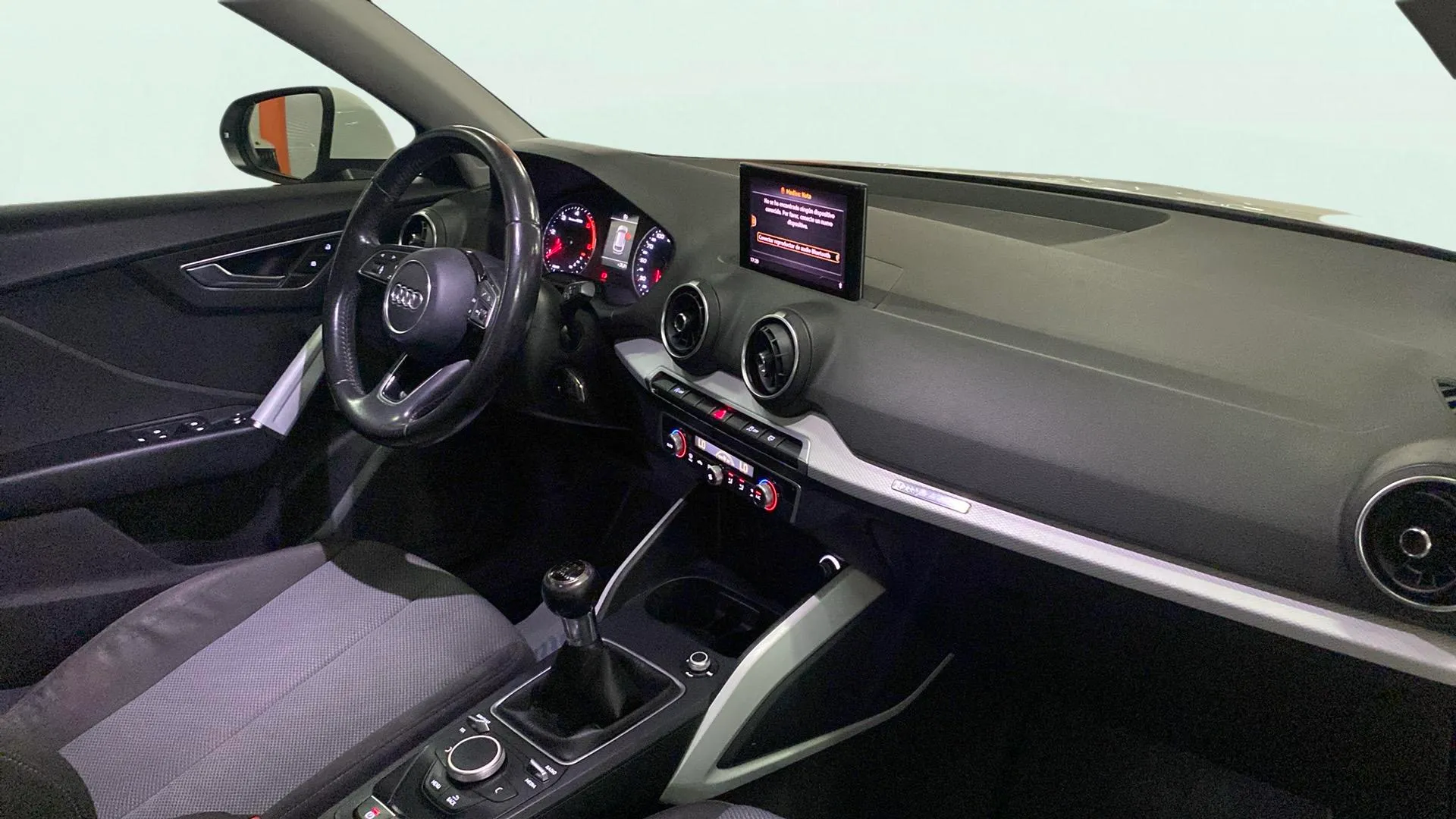 Audi Q2 design edition 1.6 TDI - foto 11