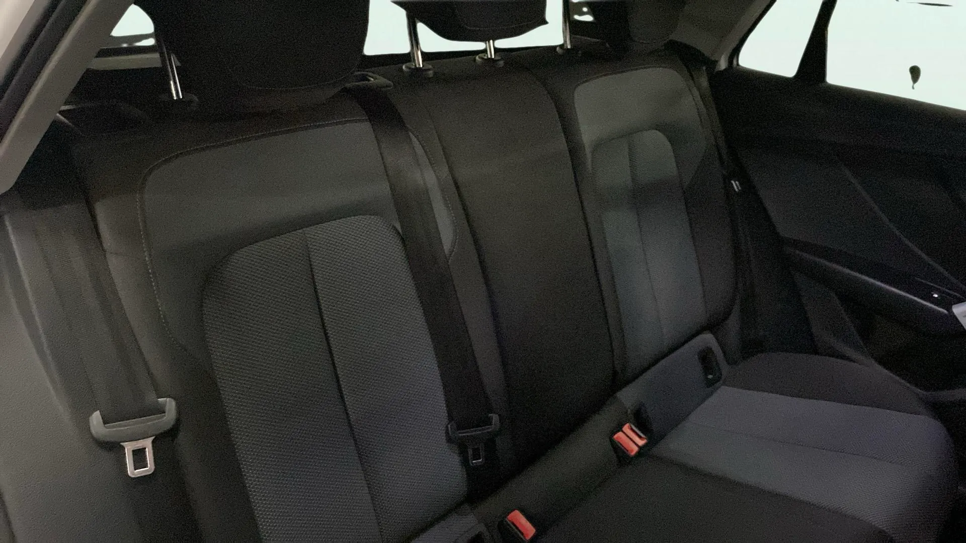 Audi Q2 design edition 1.6 TDI - foto 28
