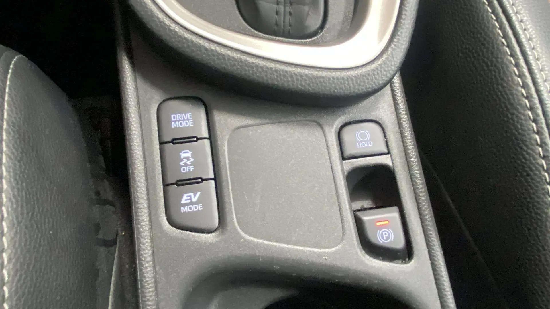 Toyota Yaris Cross 1.5 120H Active Tech - foto 23