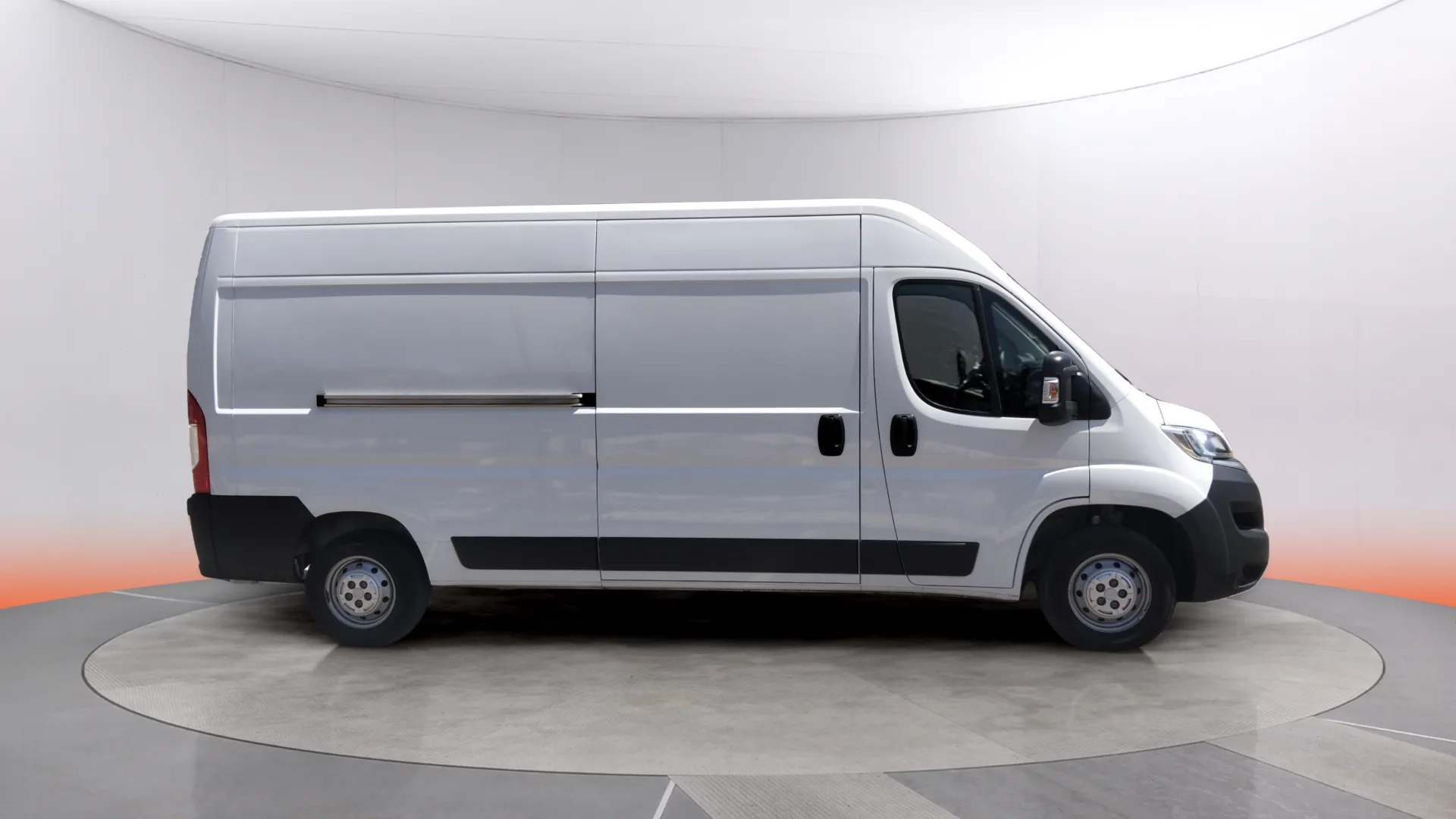 Citroën Jumper BlueHDi Furgón 35L3H2 - foto 6