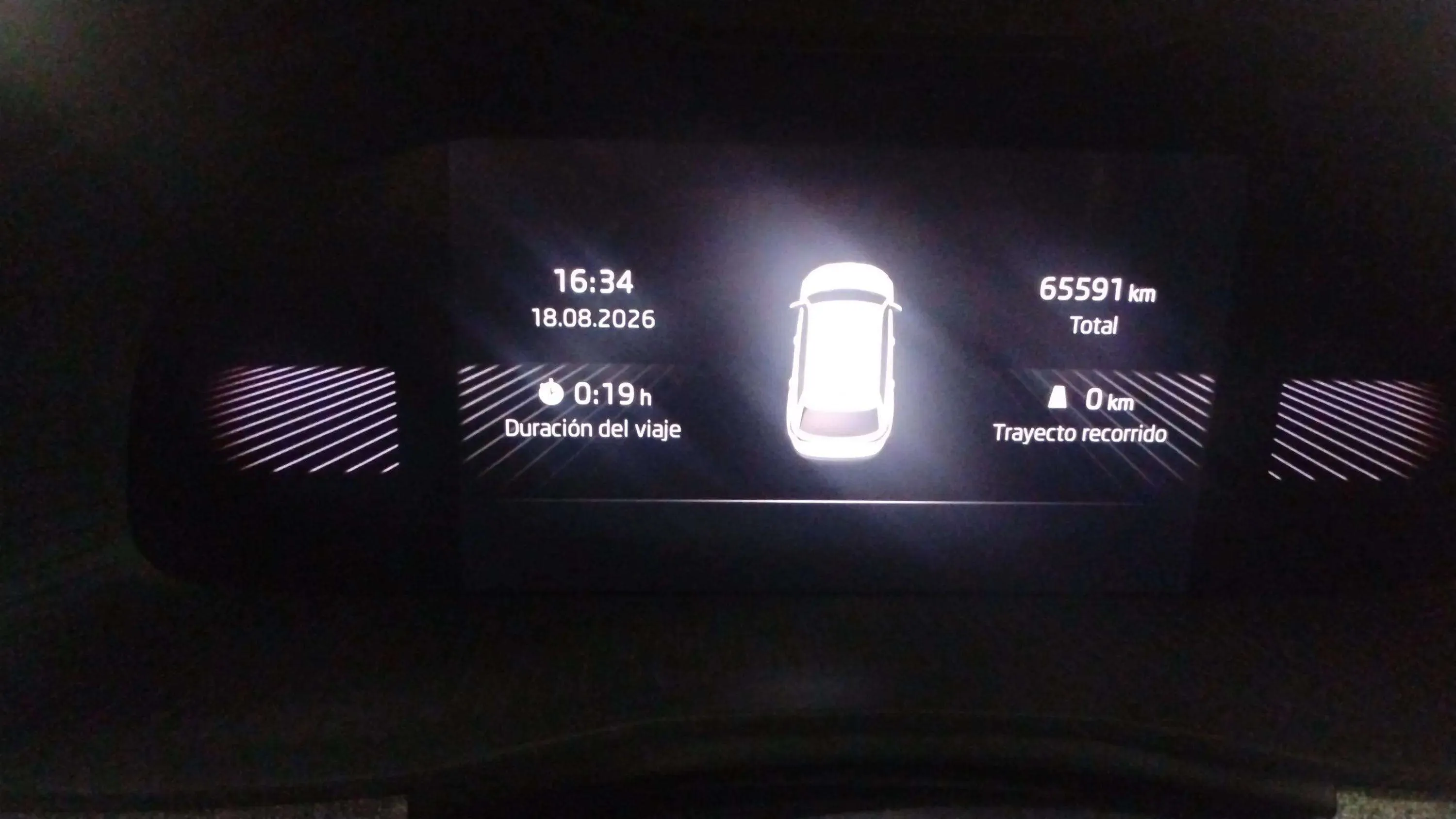 Škoda Kamiq 1.0 TSI Selection - foto 22