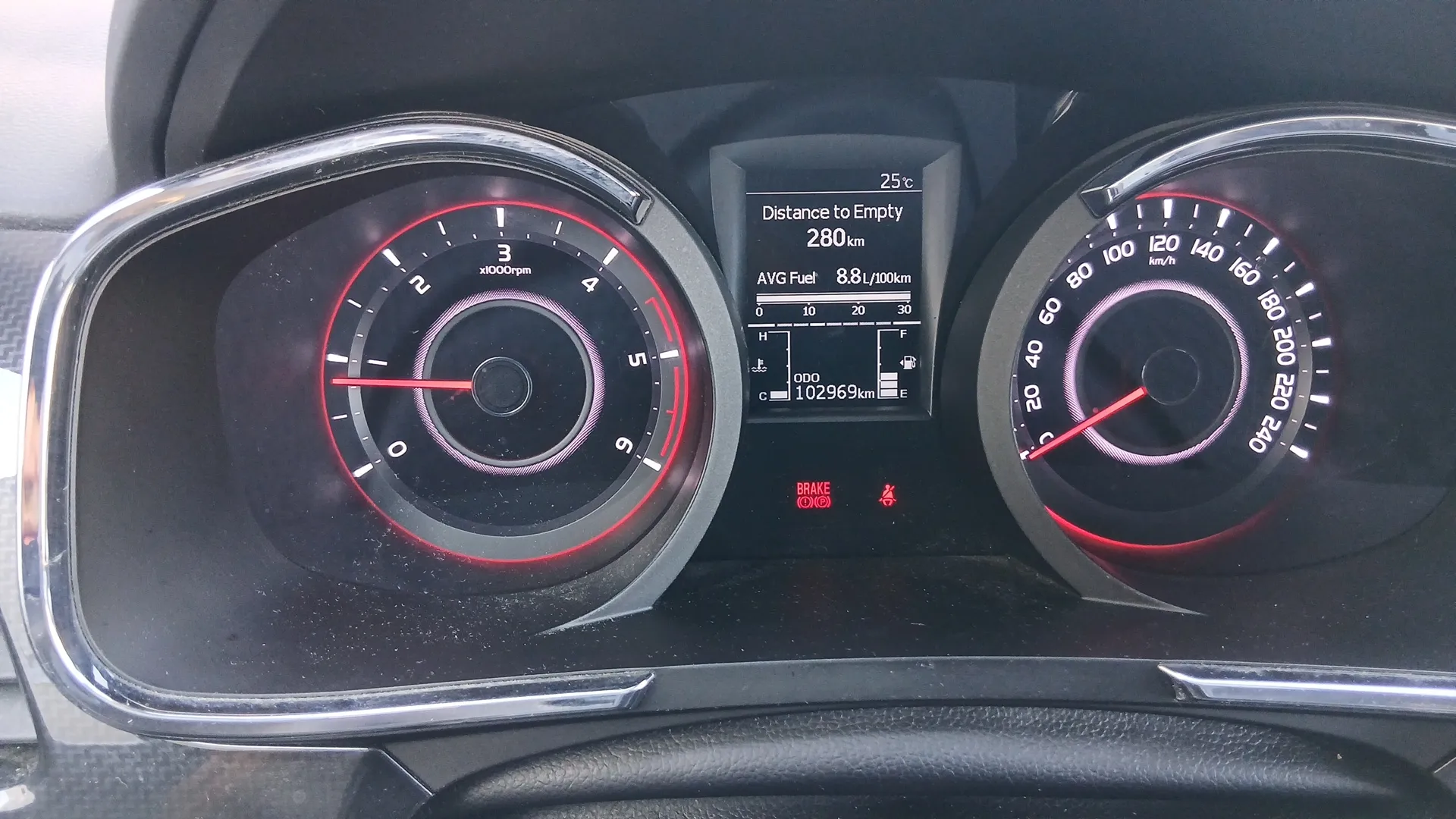 SsangYong Korando D22T Limited 4x2 - foto 9