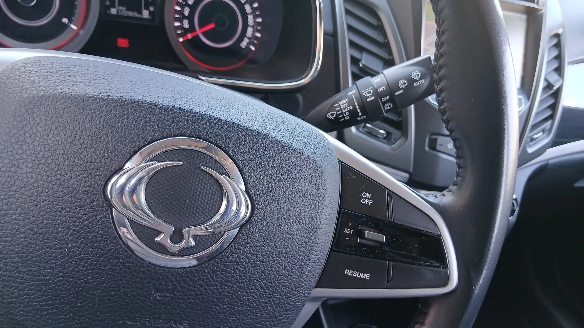 SsangYong Korando D22T Limited 4x2 - foto 21