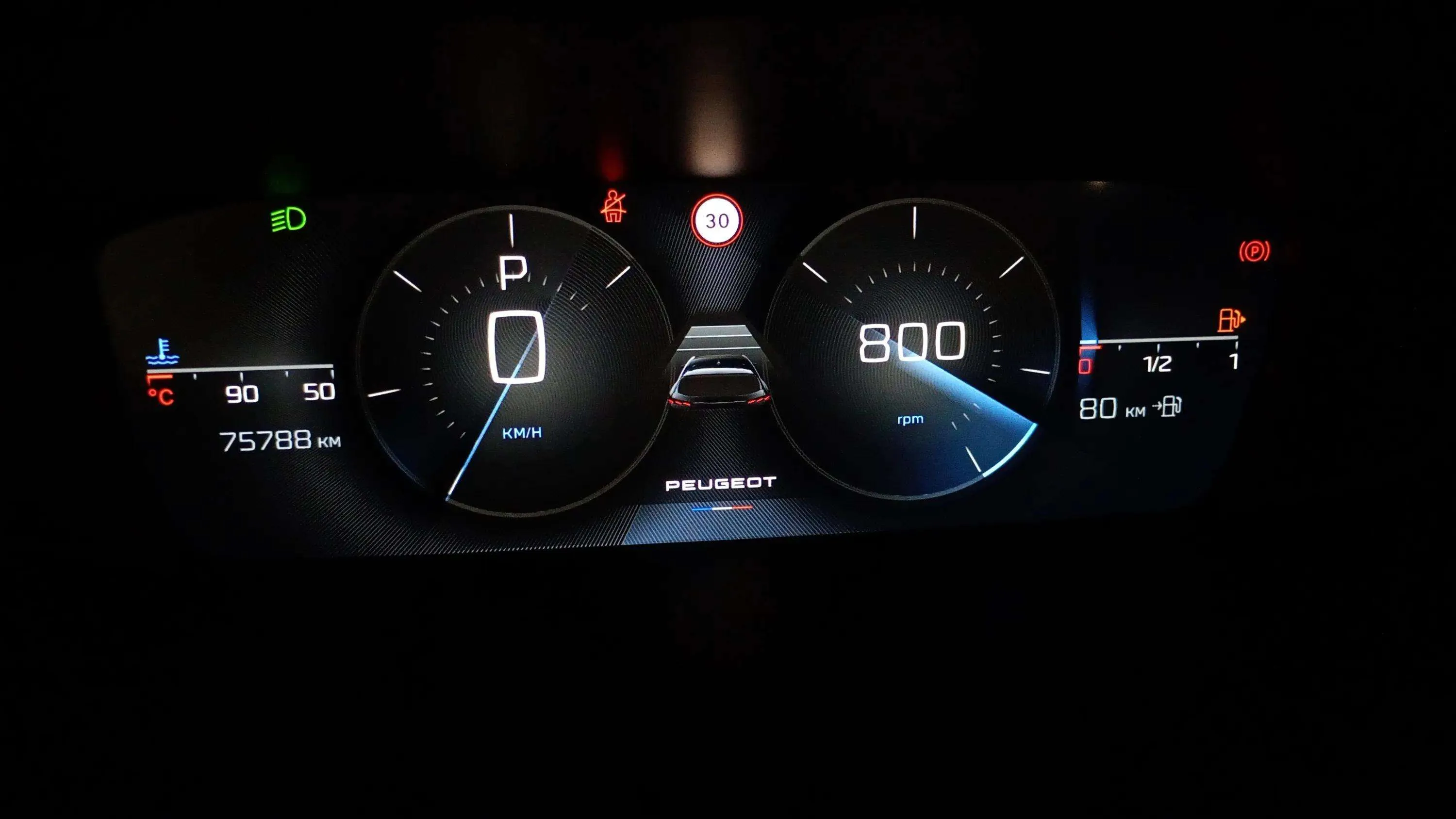 Peugeot 308 Allure BlueHDi 130 EAT8 - foto 14