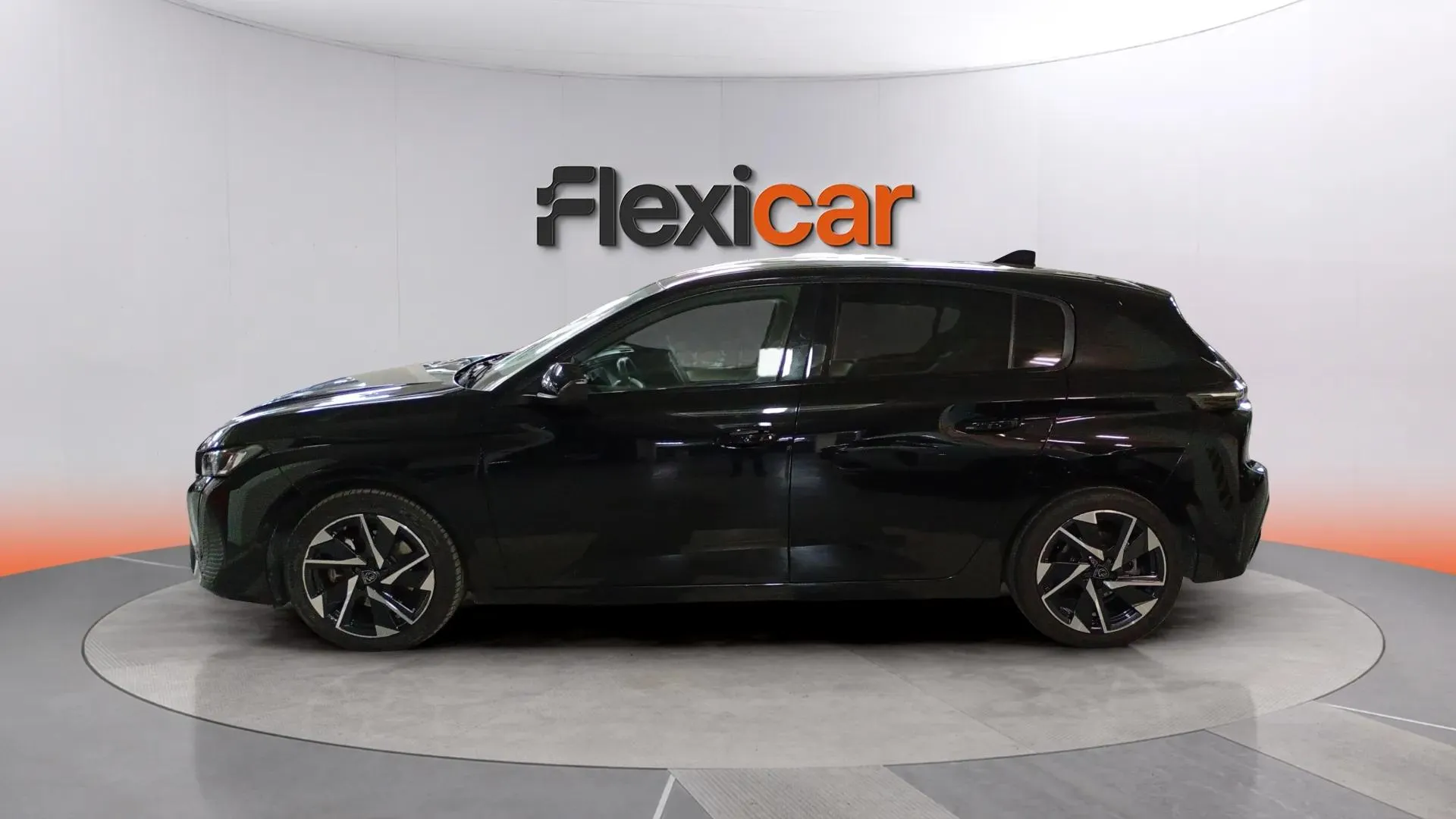 Peugeot 308 Allure BlueHDi 130 EAT8 - foto 4