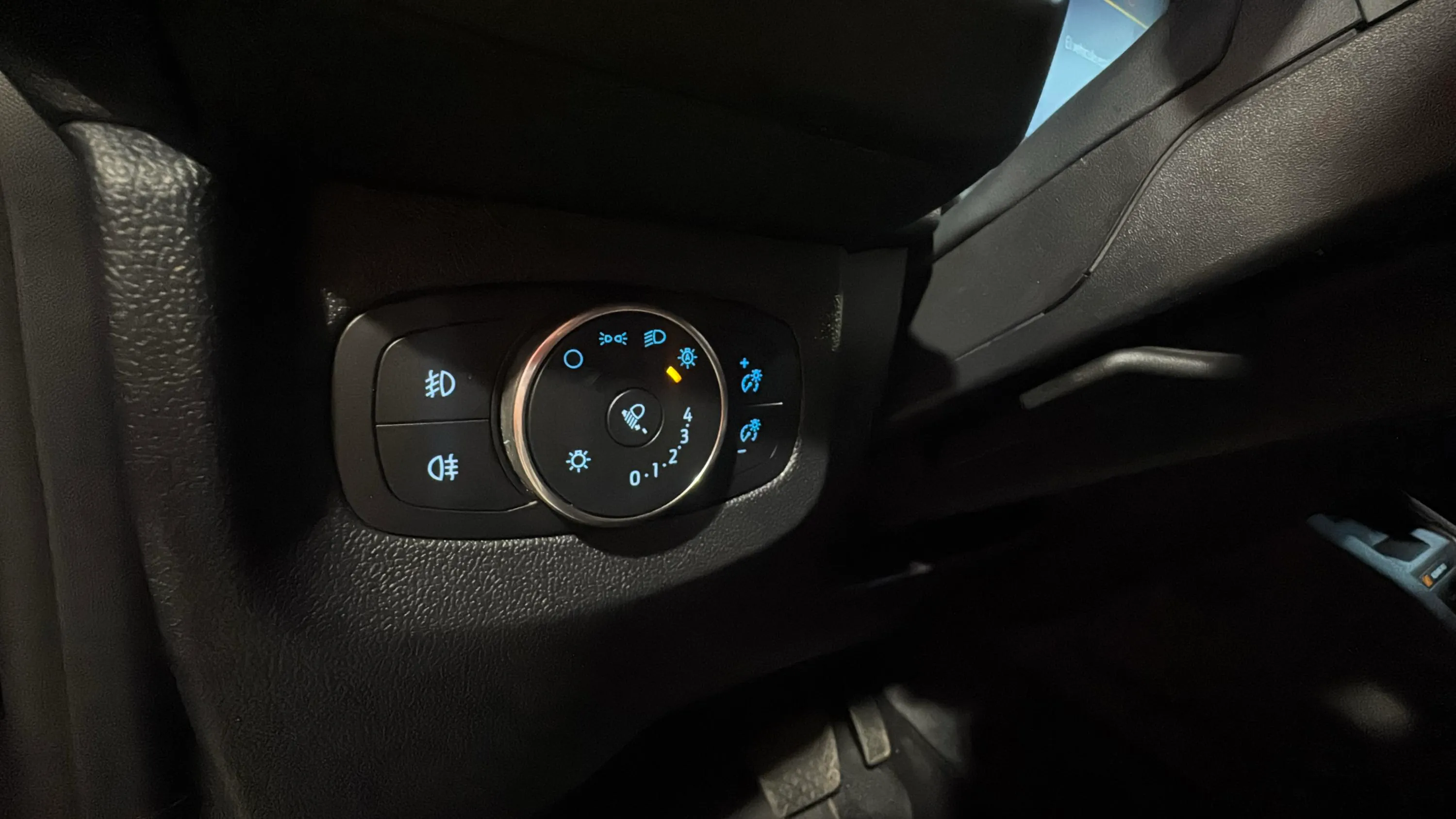 Ford Tourneo Courier 1.0 EcoBoost Active - foto 23