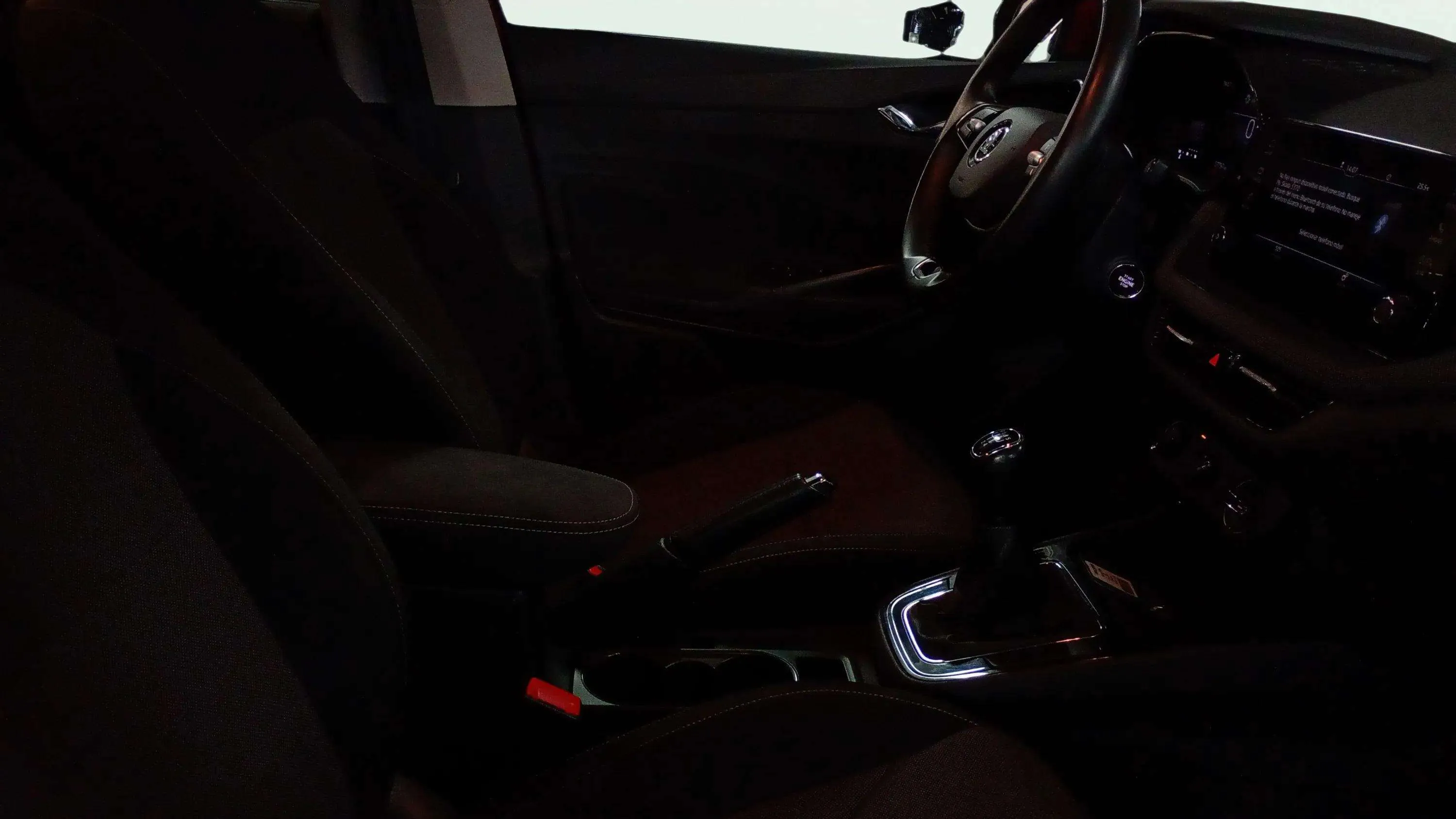 Škoda Fabia 1.0 TSI Selection - foto 16