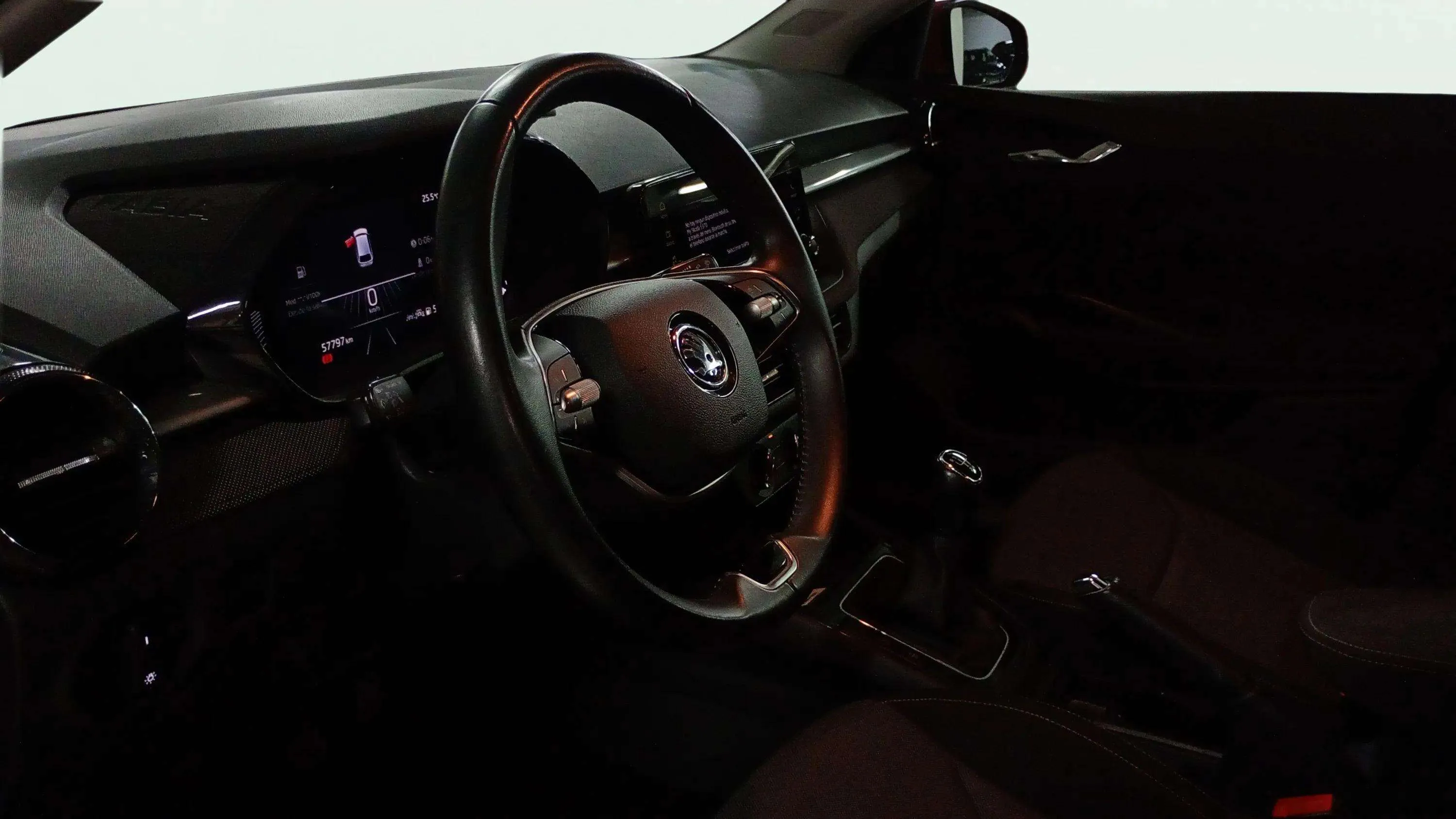 Škoda Fabia 1.0 TSI Selection - foto 6