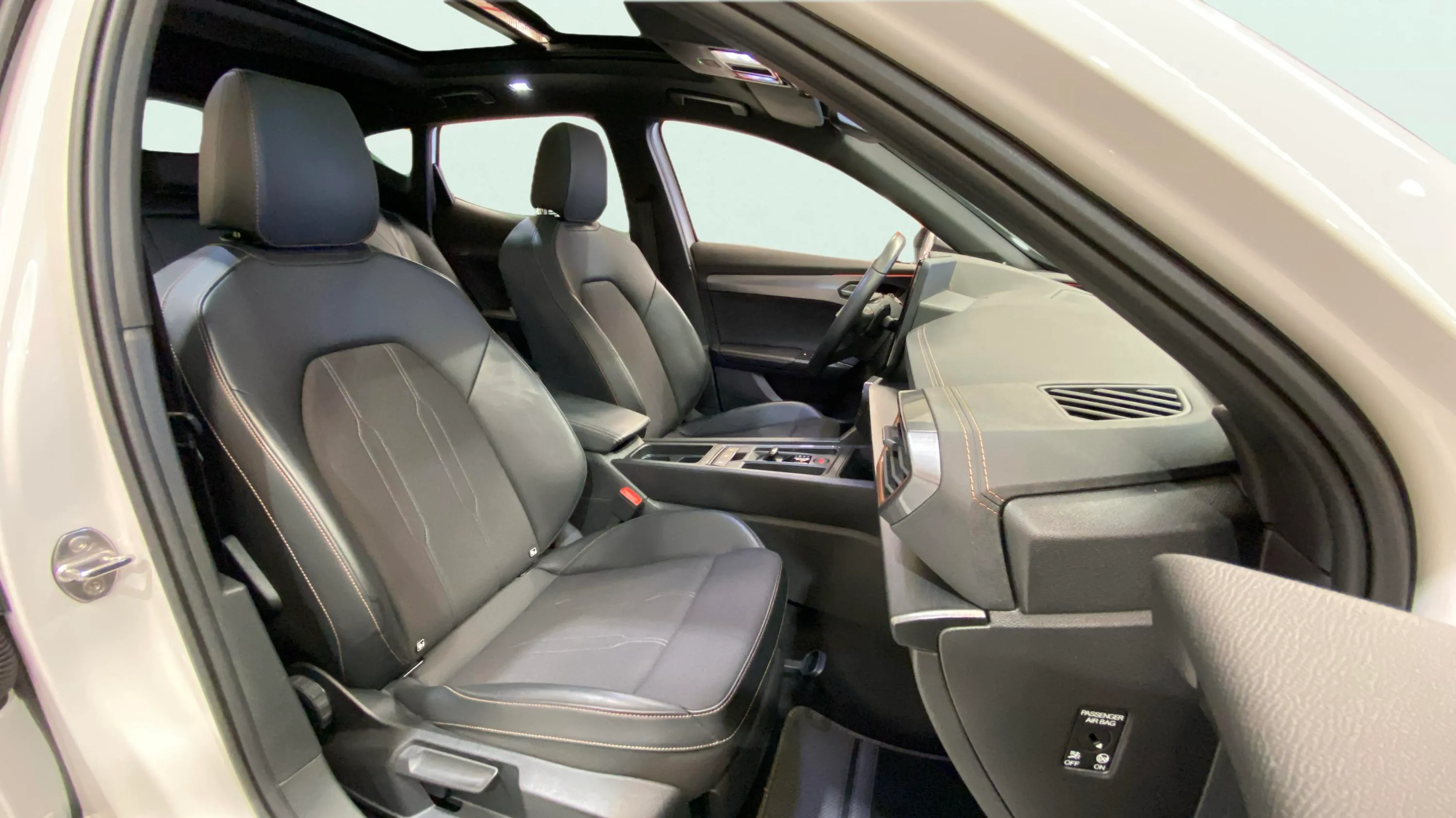 Cupra Formentor 1.4 e-Hybrid DSG - foto 12