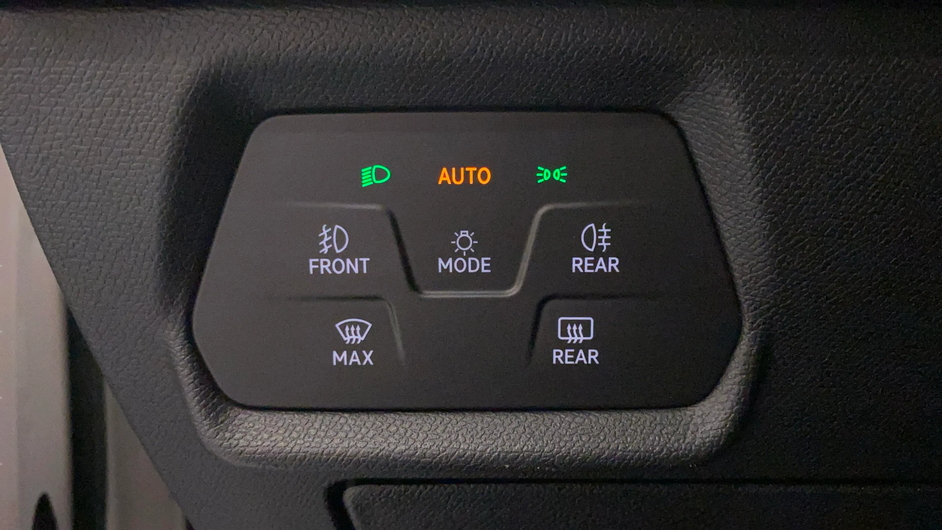 Cupra Formentor 1.4 e-Hybrid DSG - foto 18